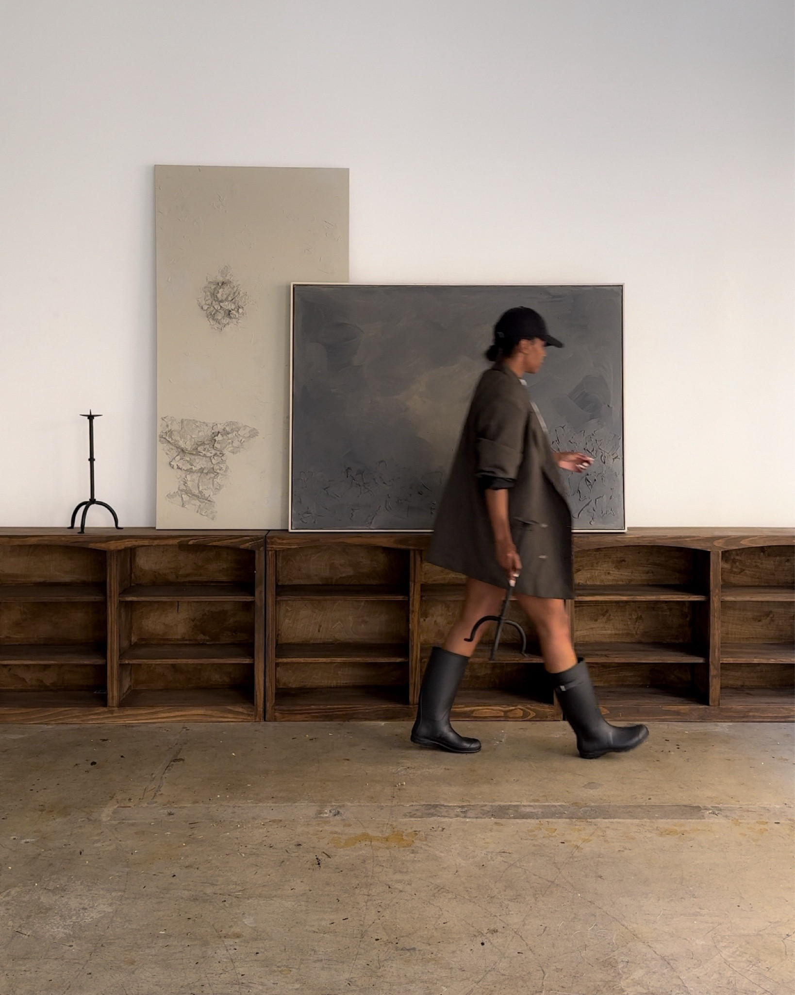 Here's an interior design styling tip on contrast:

Pairing darker woods with lighter elements creates a striking contrast that adds depth to your interiors.

Consider combining dark wood floors with neutral walls or integrating darker wood furniture against a backdrop of lighter shades.

This interplay of tones can infuse a room with character and visual interest. C #designtip #interiordesign #homeonterior #homeinspo #homedecorinspo #homedecortip 

#LTKHome