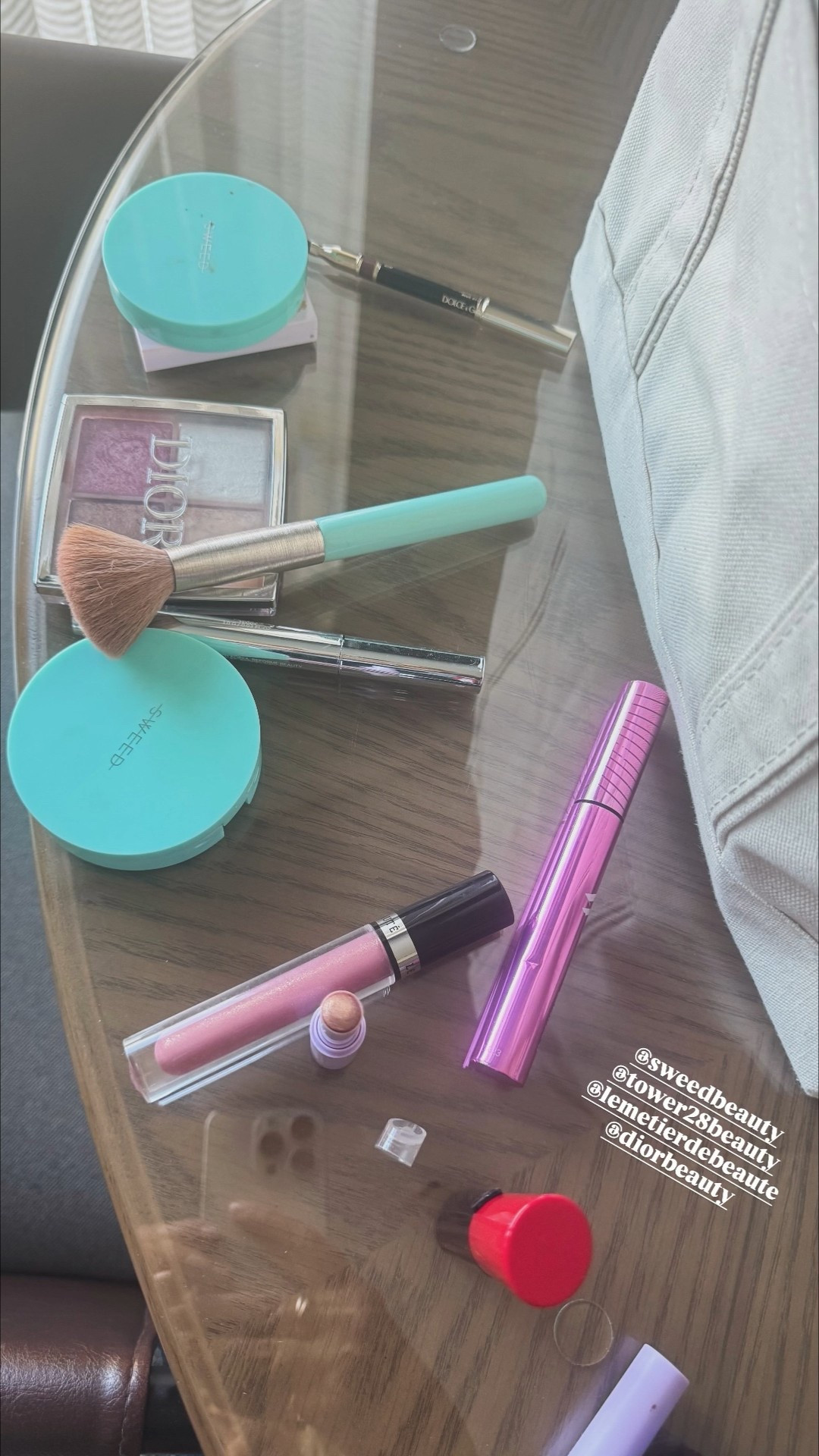 Beauty on heavy rotation. 💄@sweedbeauty 
@tower28beauty 
@lemetierdebeaute 
@diorbeauty

#LTKFindsUnder50 #LTKBeauty #LTKCon