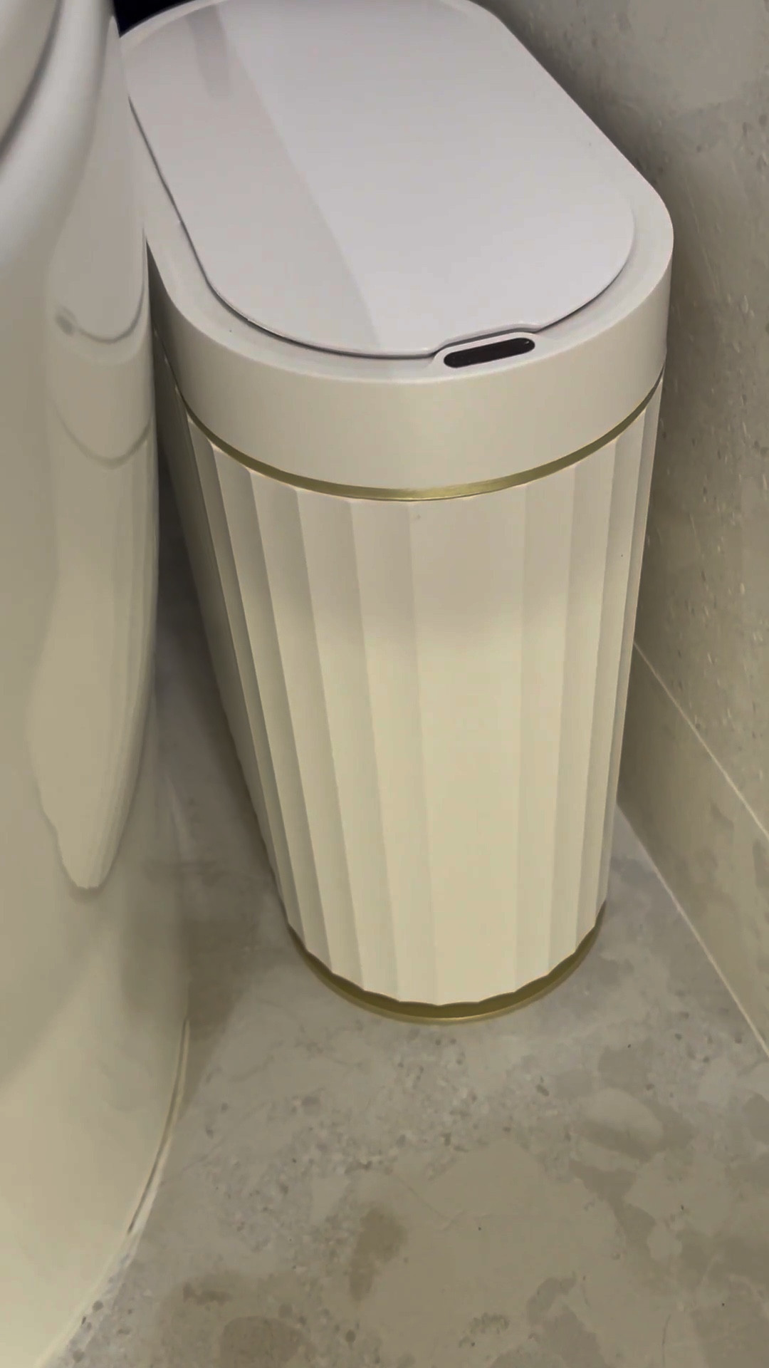 Stylish little bathroom trashcan

#LTKHome