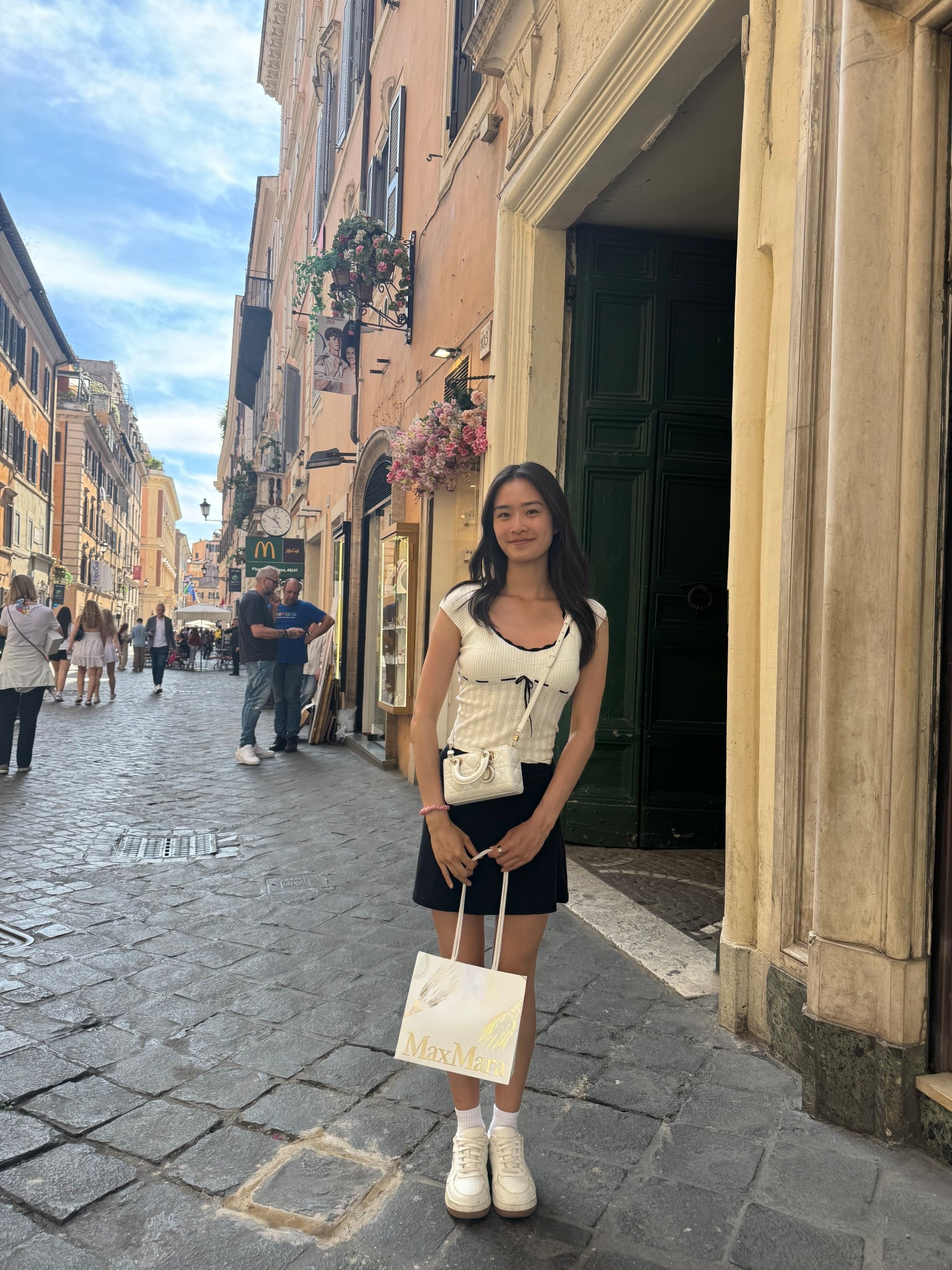 Aritzia Soloist Sweater in Italy

#LTKstyletip #LTKtravel #LTKbag