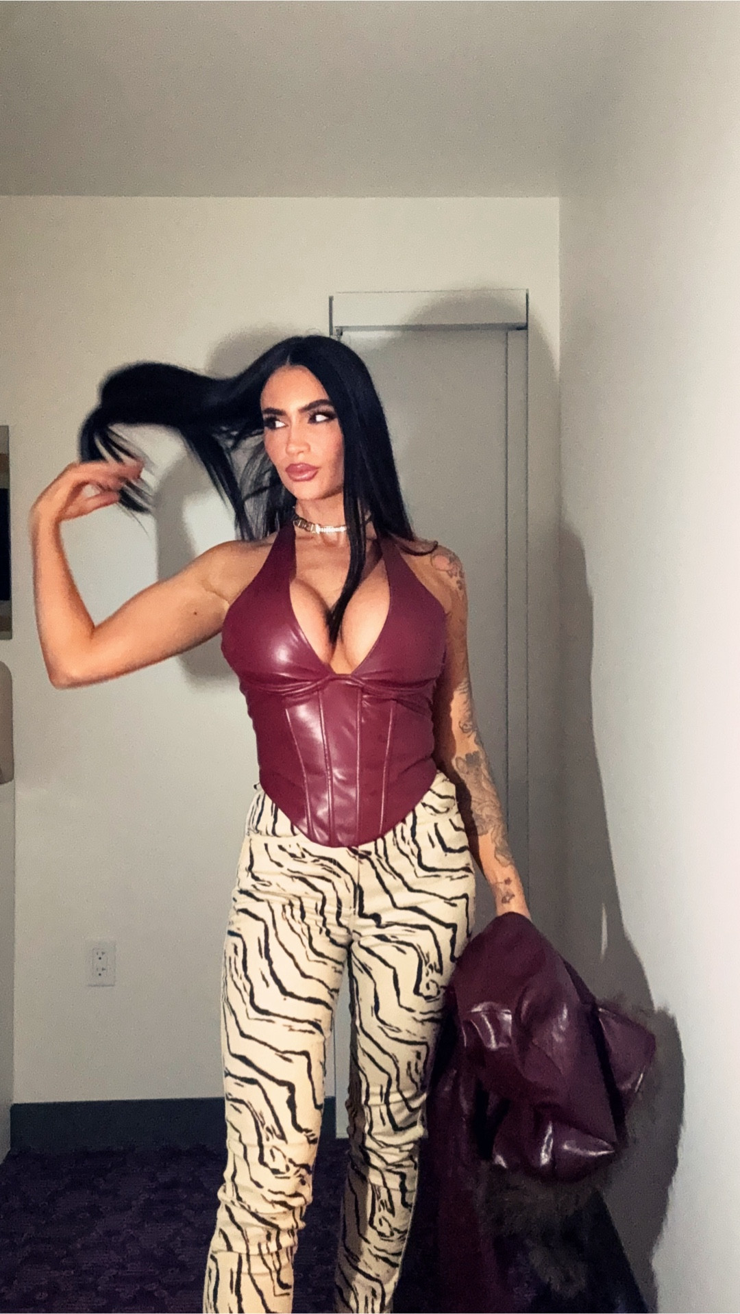 Coyote ugly is the mood 

#LTKgrwm #LTKValentine #LTKBeauty