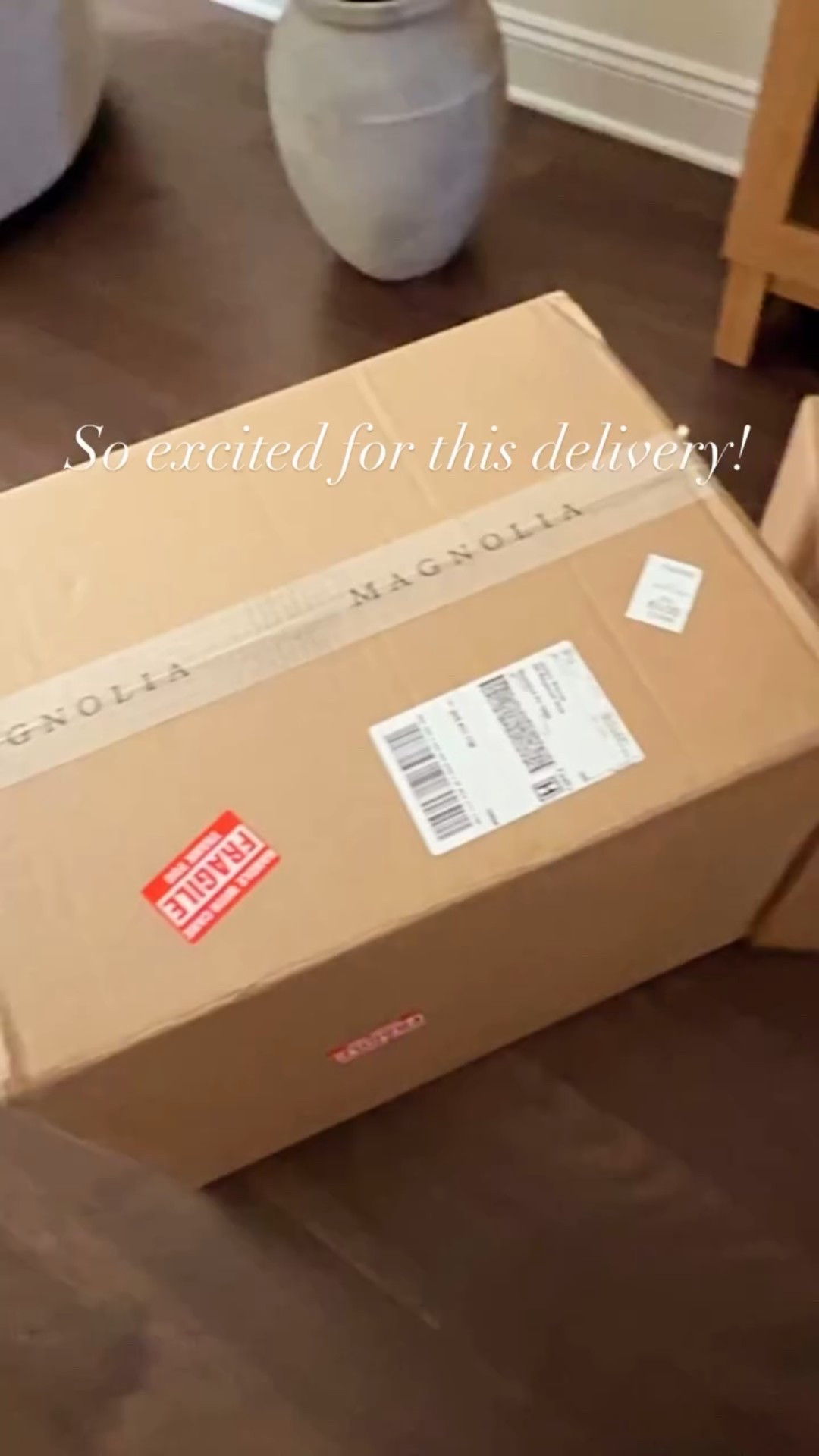Goodies from magnolia anyone????


#magnolia #homedecor #decorating #vases

#LTKHome