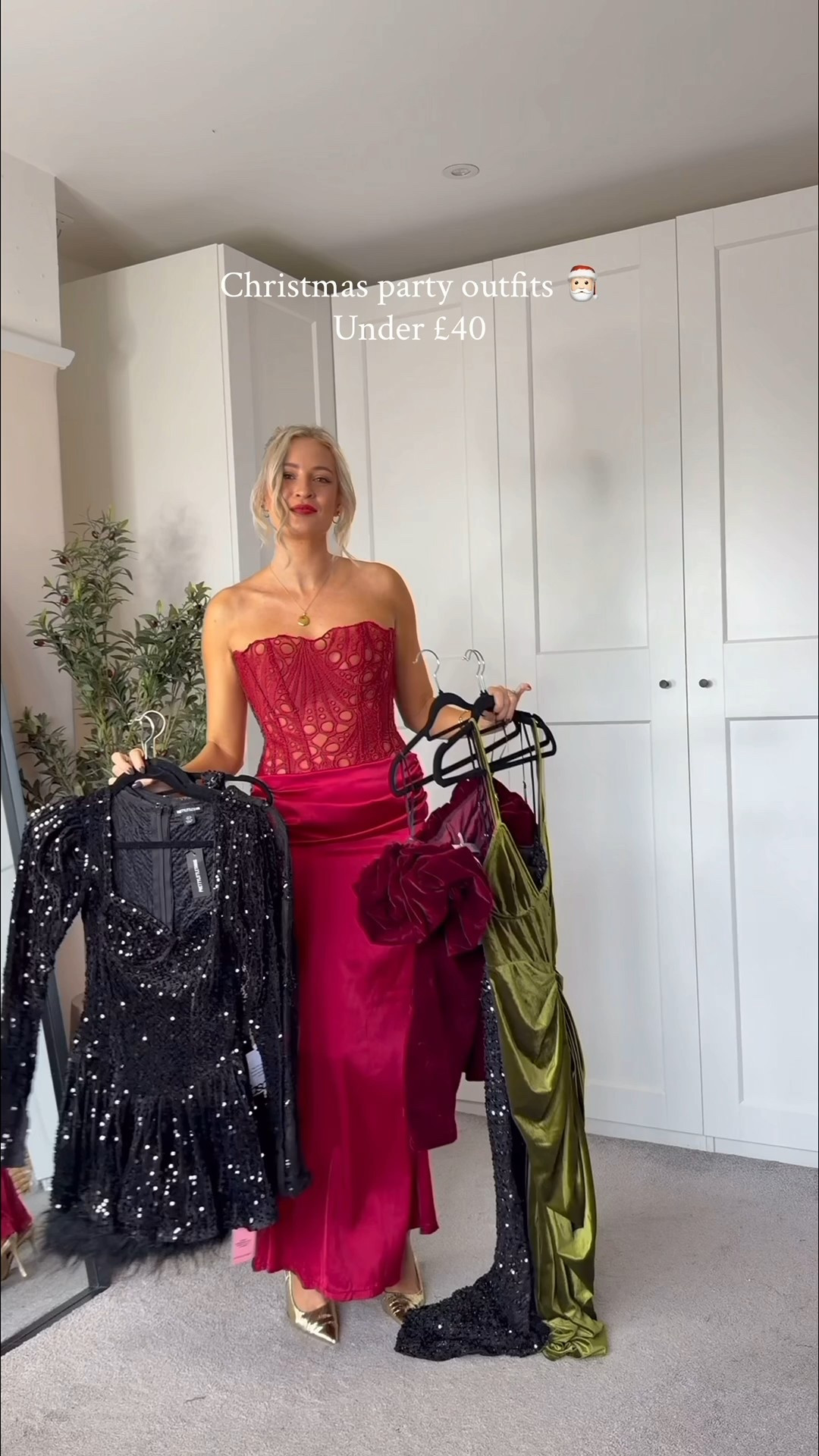 6 Christmas party looks - all under £40!! 🎄🎅🏻

Red dress, sequin dress, Christmas party outfit, festive outfit, Christmas party dress 

#LTKpartywear #LTKfestive #LTKuk
