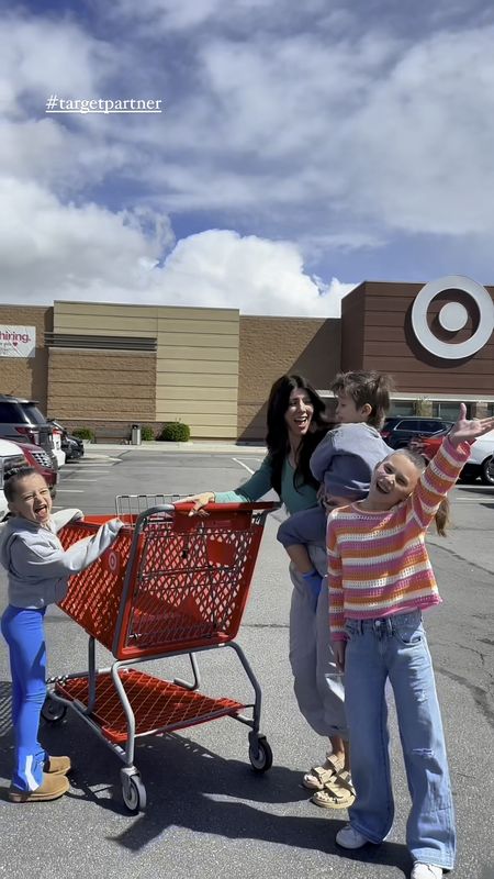 #Ad #Sponsored Come with us to @target to get our summer must haves (can you tell how excited we are about finally getting warm weather?!) 😂 ☀️When it comes to the water @speedousa is our go-to for my kids googles, life jackets, splash jammers, you name it! We stock up at the first of the year and I’m always so impressed with how long they last and the quality!! How else is excited that summer is here?! Coast guard approved ✅🏝️Shop exclusively what we got on the @shop.ltk app and search “latishaspringer” #gofullspeedo #splashinwithspeedo #Target #TargetPartner			


#LTKFamily #LTKFindsUnder50 #LTKKids