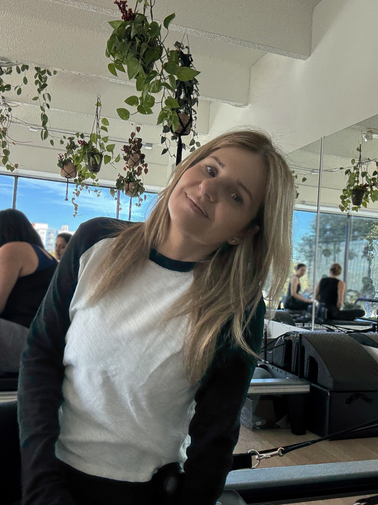 3/4 sleeve raglan tee I wore as a cover-up to Pilates. 

#LTKFindsUnder100 #LTKActive #LTKSaleAlert