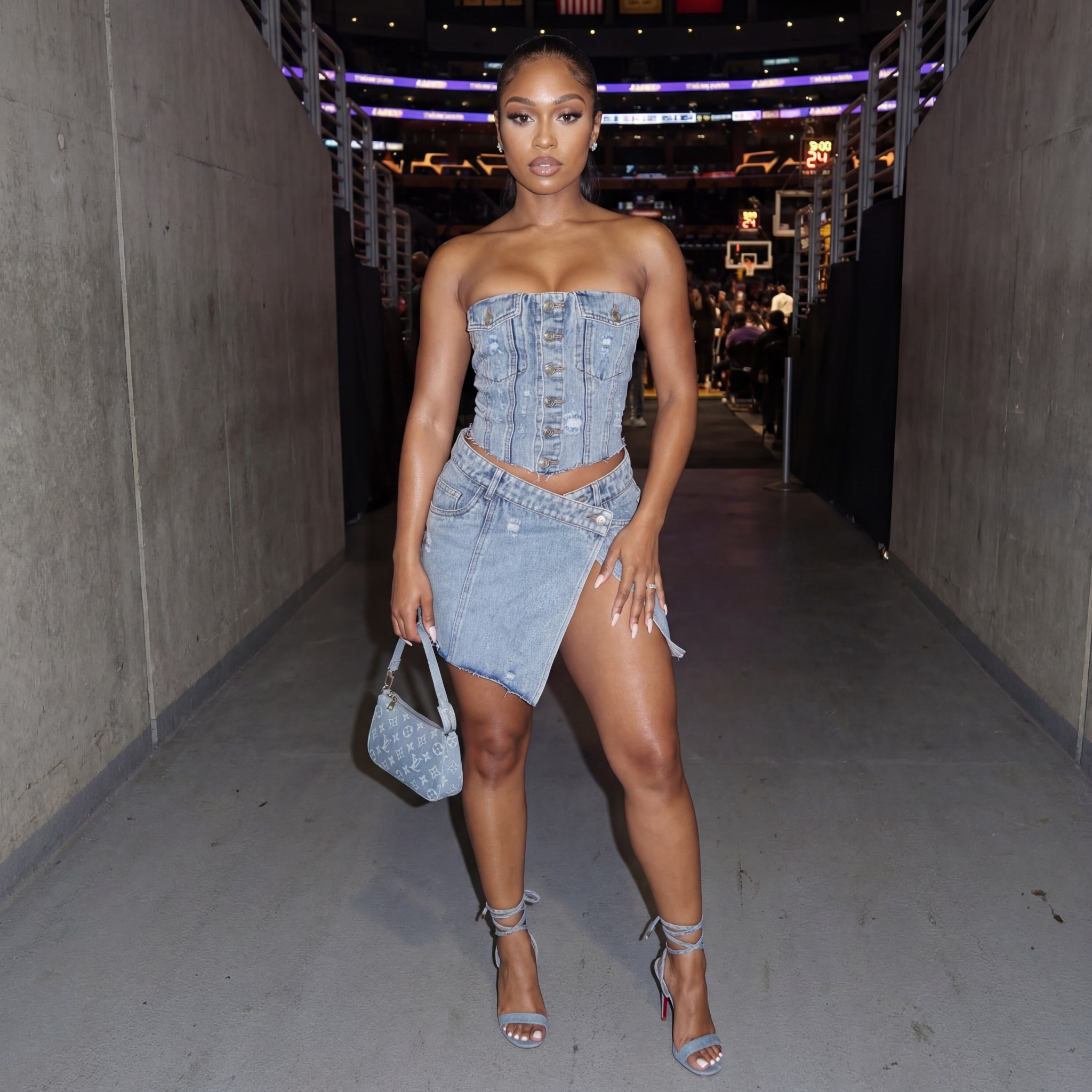 This denim outfit is definitely a head turner 🔥🔥

#LTKootd