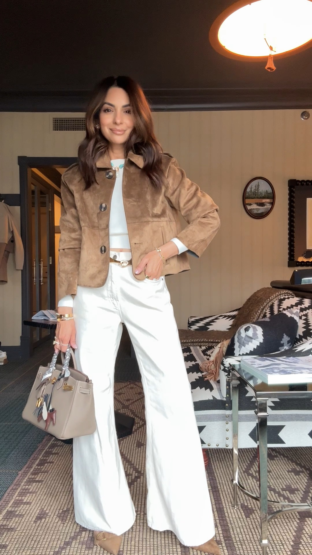 Today's look in Aspen! I'm in an xs jacket & 24 petite in denim (I suggest sizing down in this style, they run baggy!) 
Suede kitten heels are very comfortable and 40% off right now! 

#LTKootd #LTKSaleAlert #LTKOver40