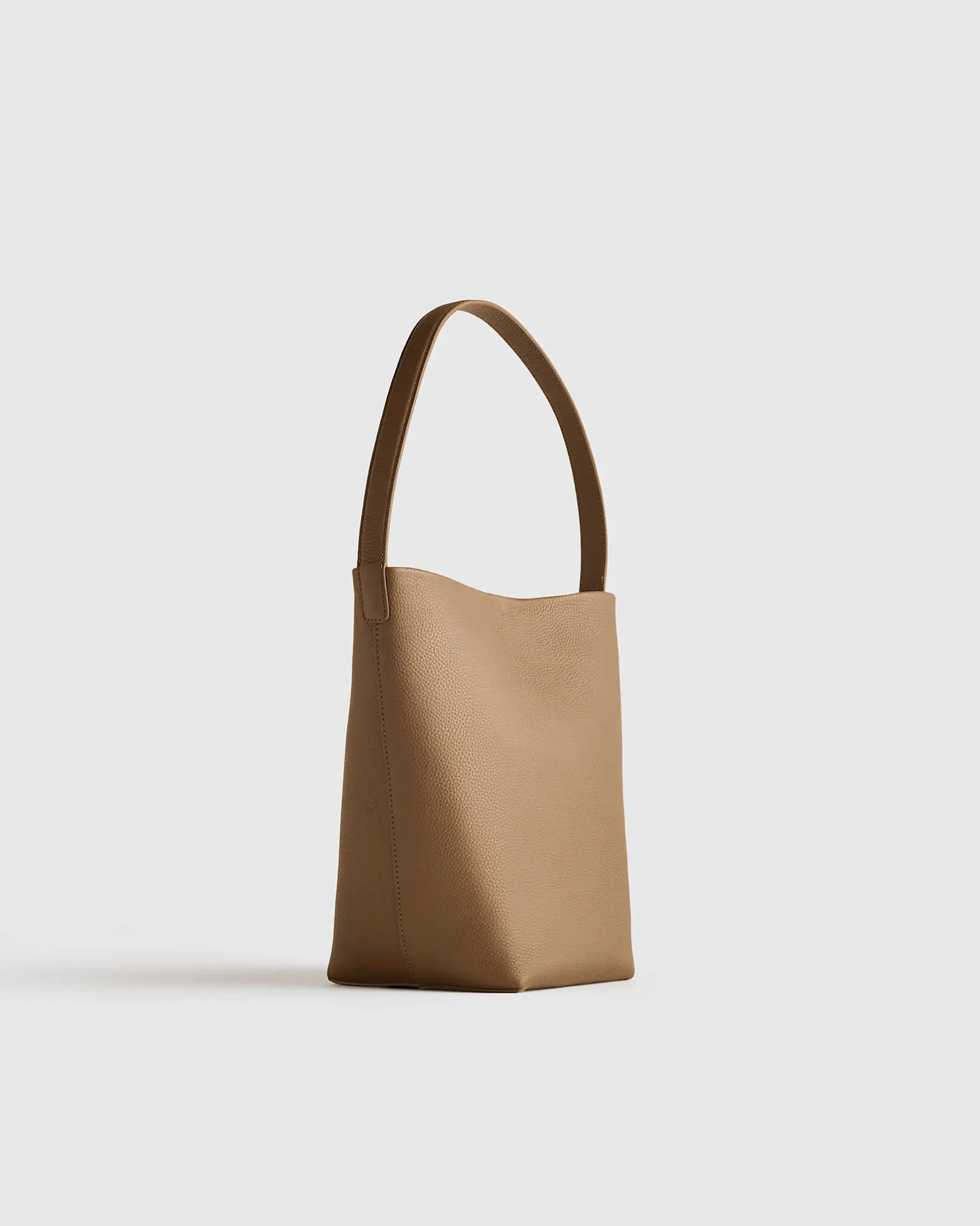 Italian Leather Soft Bucket Shoulder Bag | Quince