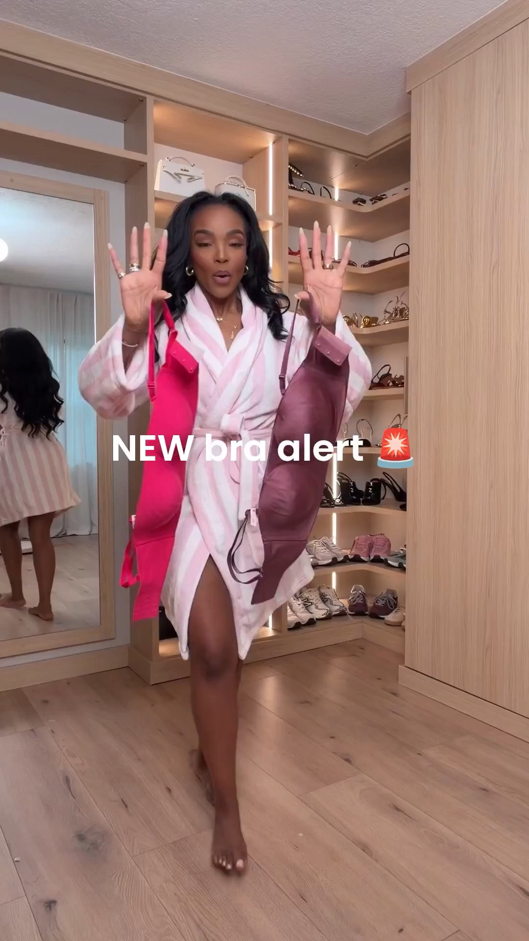 

Invisible by @VictoriasSecret Bandeau — no slip, no lines, wireless push-up support that feels like a hug. Gripping technology allows it to stay  in place without constantly adjusting. 

Completely seamless under everything.
Shop everything here ➡ [LINK] Because I know you're gonna ask… everything is linked

This is the one bra I'm wearing all summer — under every tube top, every off-shoulder moment, every dress. It disappears under your clothes but the support is SO there.

Wearing a size 34D for reference. 34D | 27 | 40
#VSPartner #VictoriasSecret #StraplessBra #SummerOutfit #GRWM #InvisibleBra
@victoriassecret 

#LTKootd