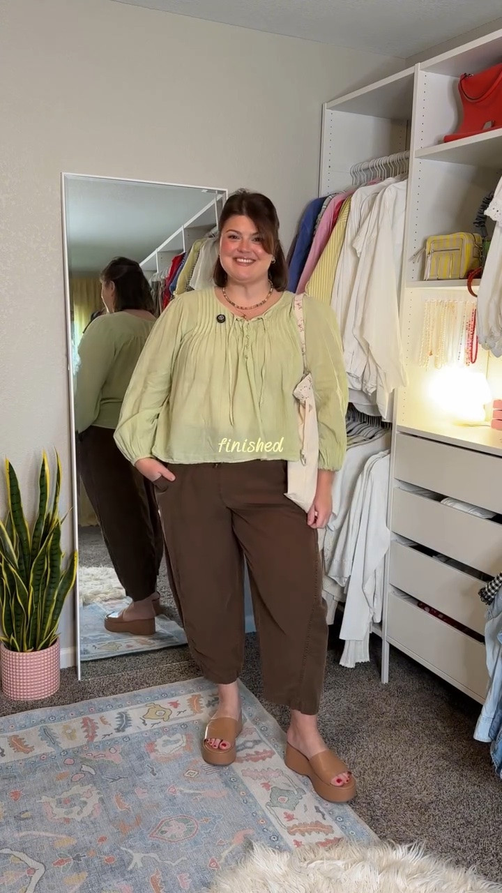 she's a boho girl now ✌️🌞

day 6/30 shopping my closet and I was feeling a little burnt out coming up with outfits so for today's coffee shop ootd I took out my Japanese color combo book and let her COOK 👩🏻‍🍳 

is it a 'fit?!

#shopmycloset #whattowear #size1618 #plussizefashion