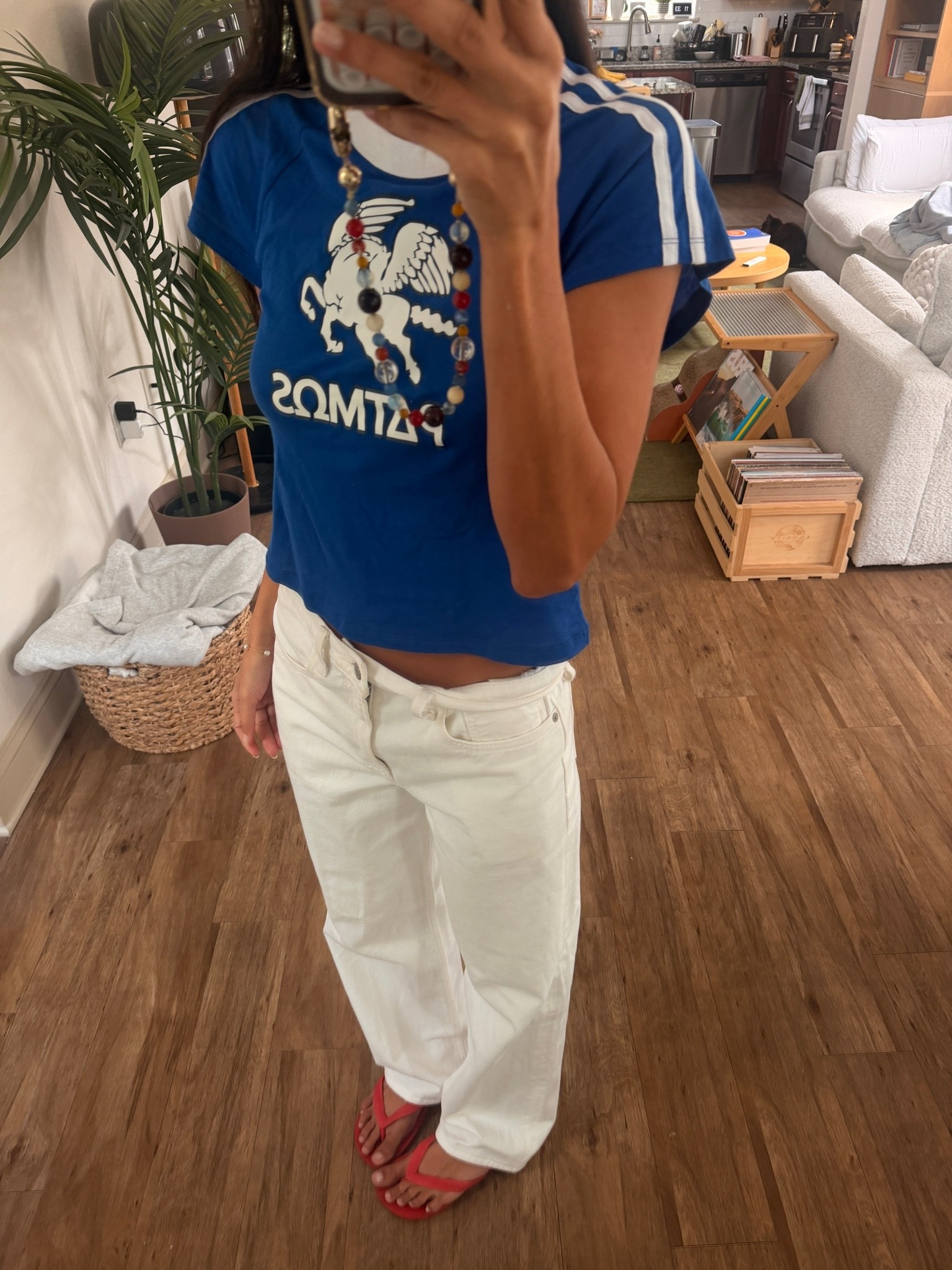 wearing a size S in top & 26 in jeans!

#LTKootd #LTKSeasonal