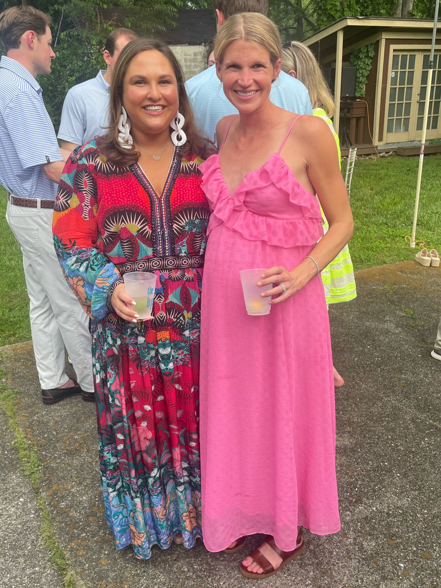 The easiest maternity dress from H&M! I bought this years ago for a beach vacation and now it comes in so many cute colors and is only $29

H&M dresses, maxi dresses under $50, summer dresses, bump friendly dresses, summer maternity dresses , flowy dresses , H&M dresses 

#LTKunder50 #LTKSeasonal #LTKbump