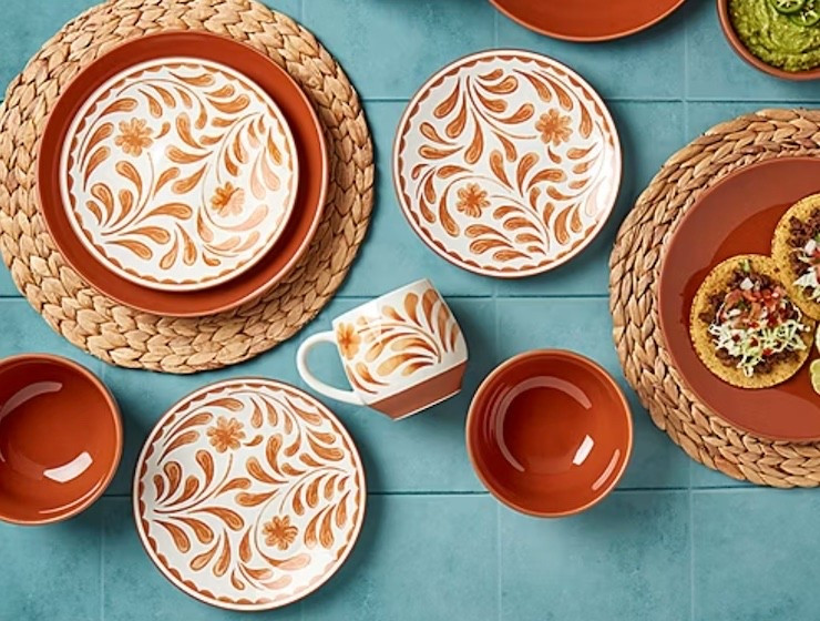 A Hacienda Inspired Home: The Jenny Martinez Collection

#mexicanhome #mexicandecor 