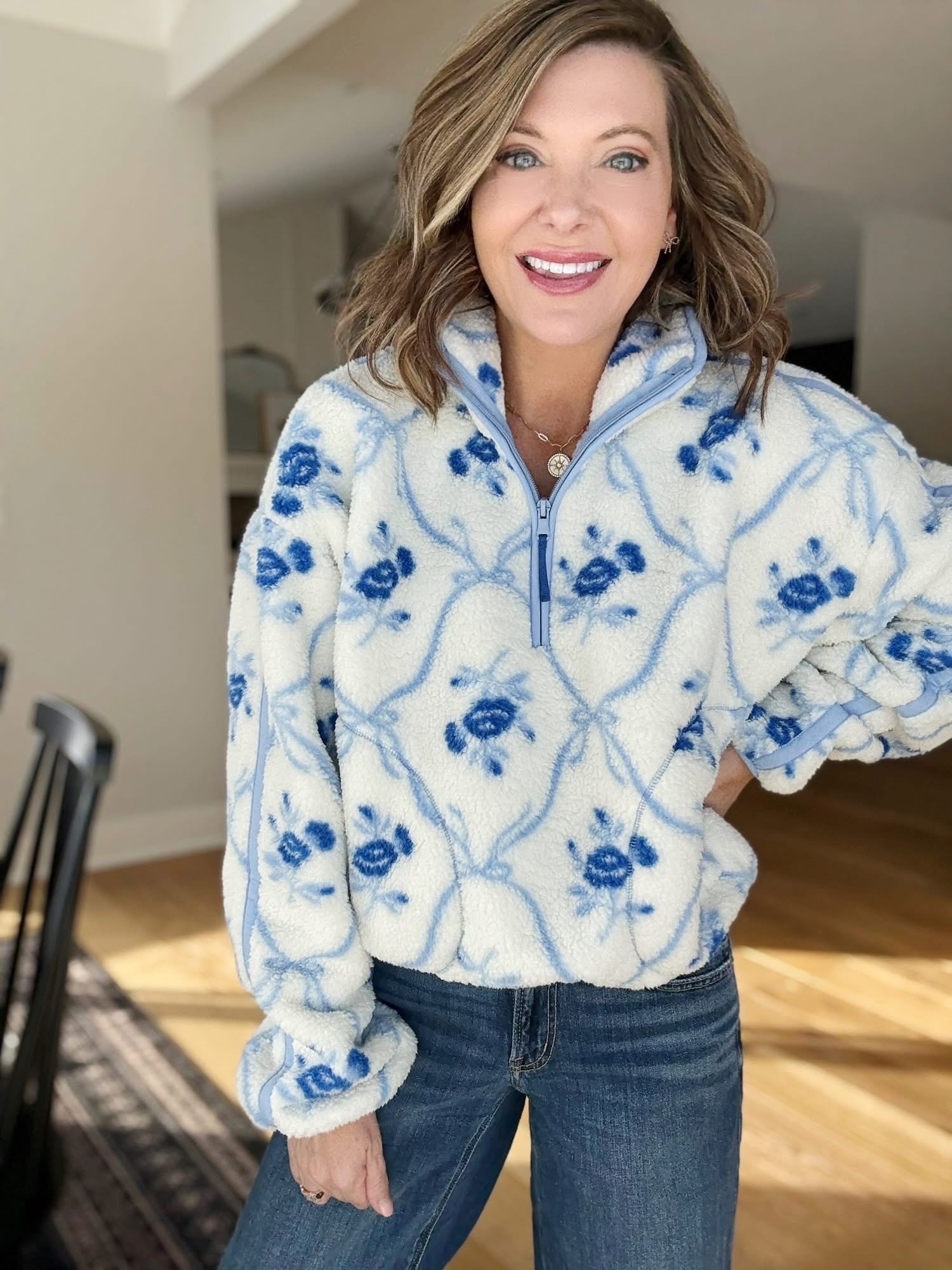 My cute Sherpa is 40% OFF today! Also comes in pink! It’s giving Love shack fancy vibes 🙌



#LTKgrwm #LTKSaleAlert #LTKSeasonal