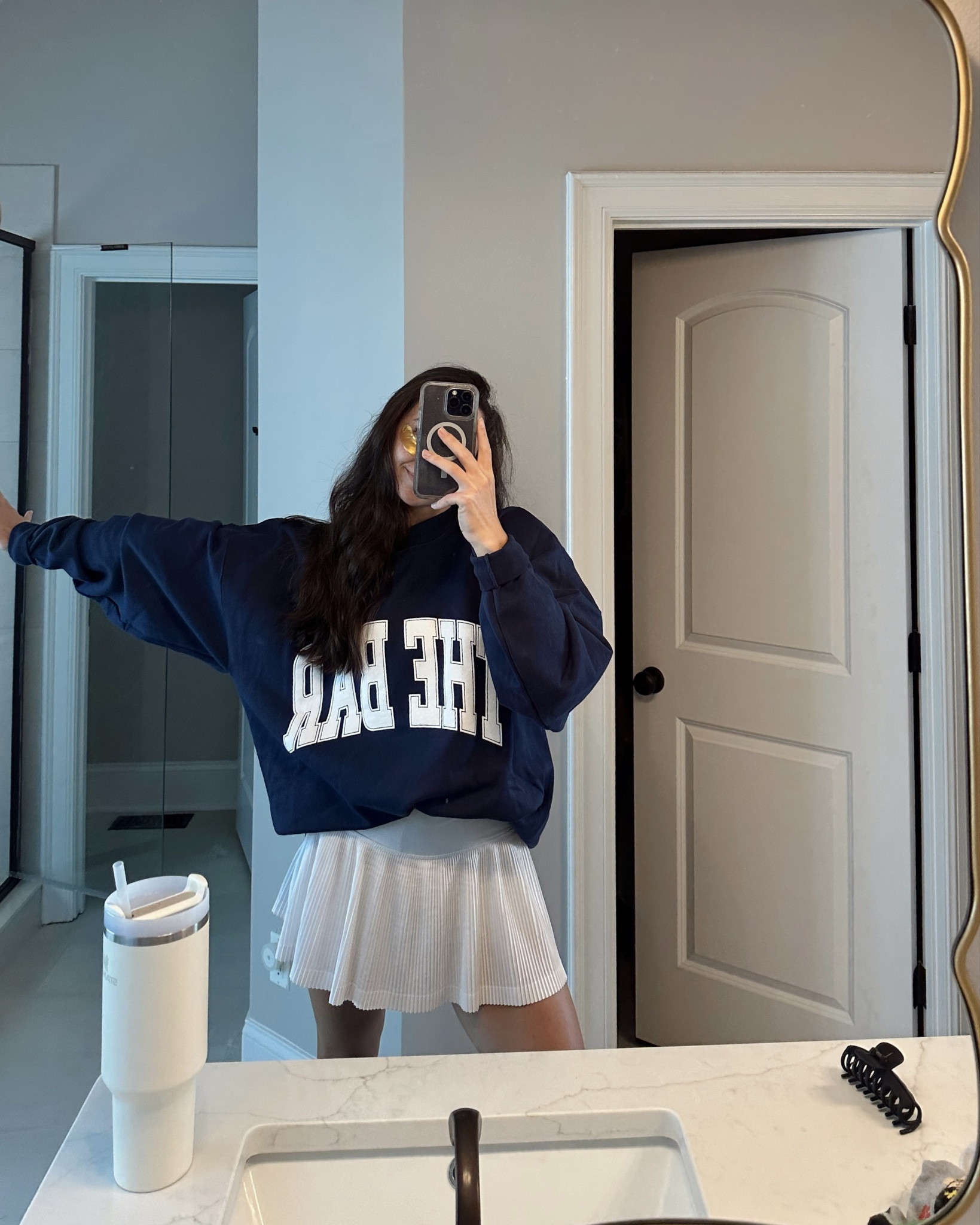 Saturday morning study sessions are better in The Bar🦋 #thebar #varsitysweatshirt

#LTKBacktoSchool #LTKFindsUnder100