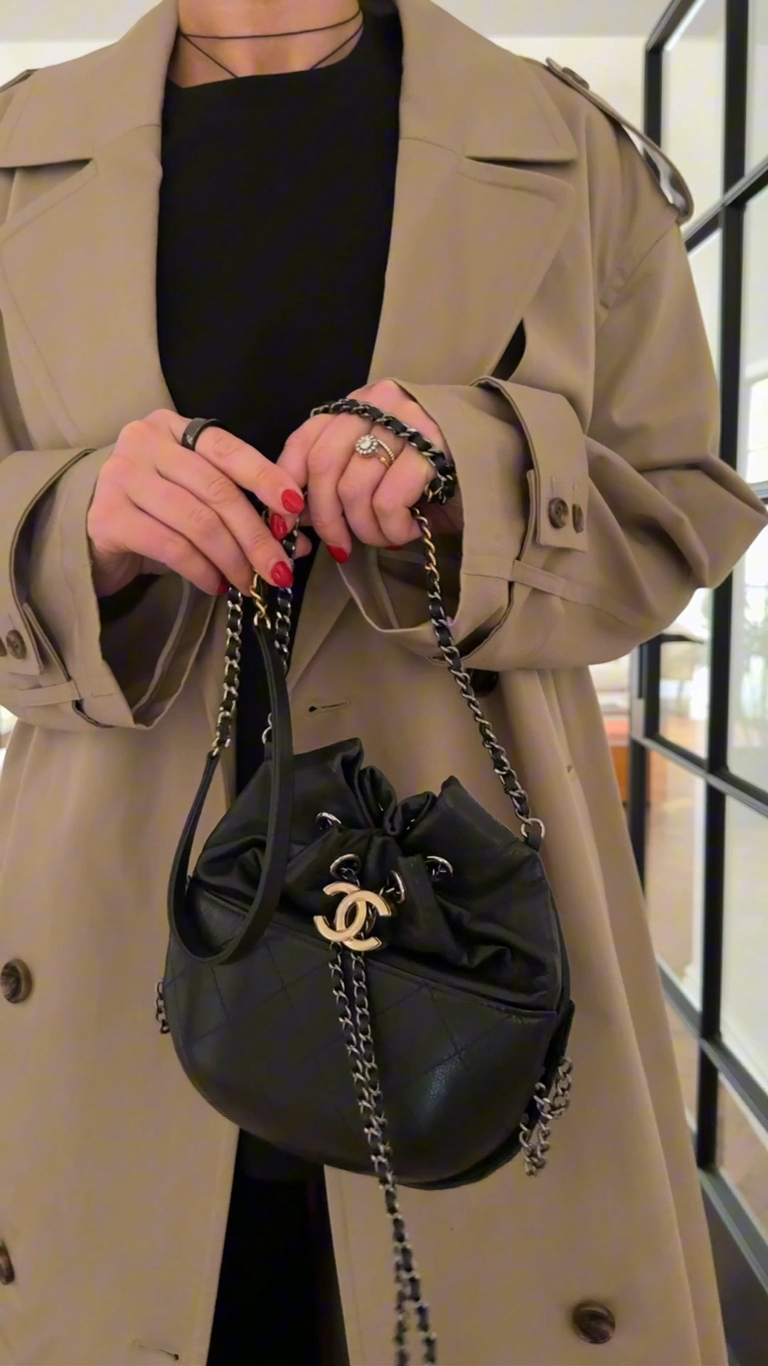 Trench Coat + Zara Set + Chanel Bag 

Trench | spring | summer | lunch outfit | workoutfit | set | Zara | theory 


#LTKspring #LTKuk #LTKworkwear