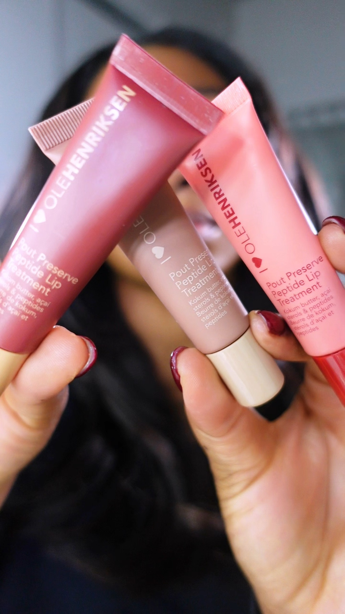 Ole Henricksen peptide lip treatments are super moisturizing, and smell so yummy #giftguide #giftguideforher #cyberweek #cybermonday #blackfriday #christmas #holidaygiftguide #sephora #olehenricksen #peptide #lipbalm #mahamaven #fumi

#LTKHoliday #LTKBeauty #LTKGiftGuide