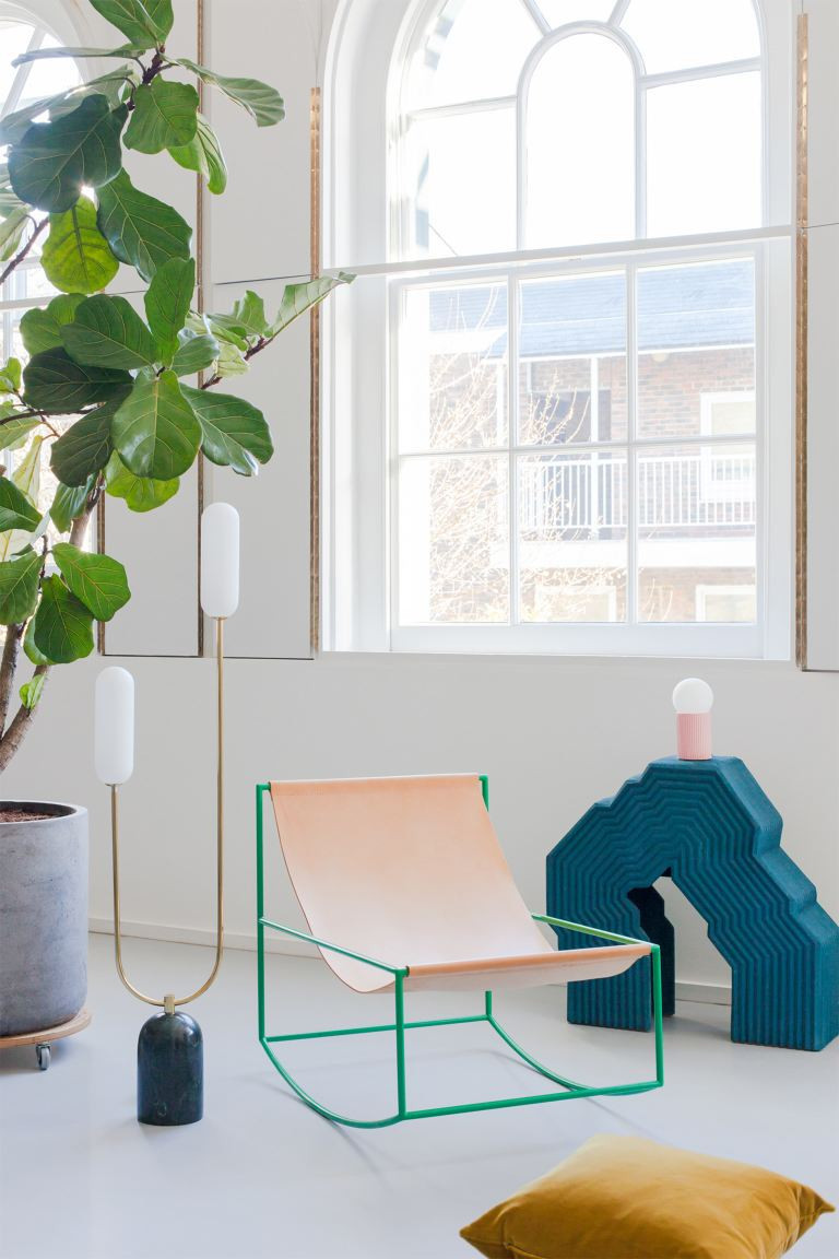 Geschwungene Stehleuchte | H&M (DE, AT, CH, NL, FI)