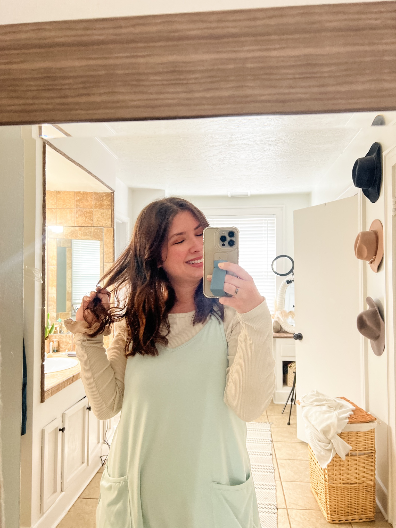 Stay at home mom spring outfit of the day 🩵🫶

#LTKSpringSale #LTKfindsunder50 #LTKsalealert