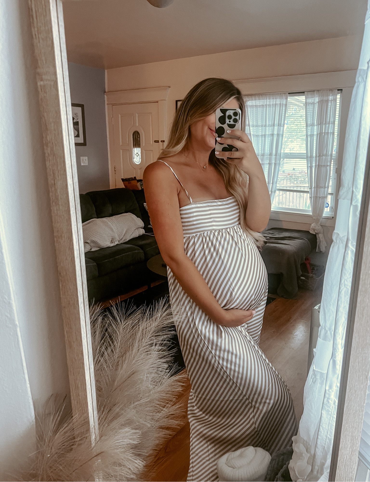 Princess polly non maternity but fits at 37 weeks pregnant! Wearing a size 4!

#LTKBump #LTKFamily #LTKBaby