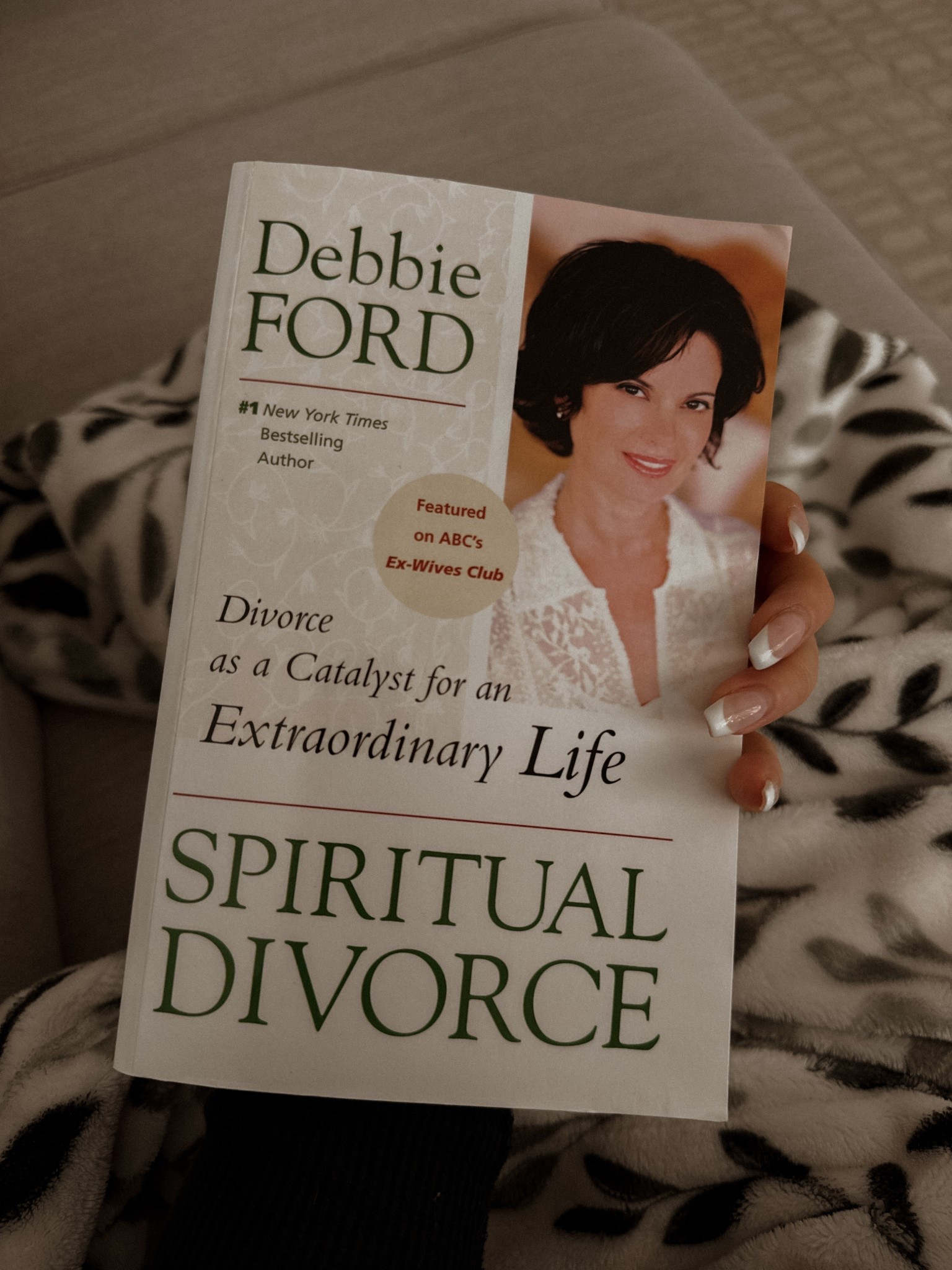 Of all the books I’ve read around self-help, getting through hard times, etc., this book by Debbie Ford called SPIRITUAL  DIVORCE has truly reframed the way that I think about so many of life‘s ups and downs. In our 30s, many of us will go through some kind of spiritual awakening, and for some, that looks like divorce. Better to admit that you walked through the wrong door, then stay in the wrong room for the rest of your life..! I highly recommend this book for anybody going through a divorce, looking to reframe it through the lens of spirituality, knowing that your experience is actually leading you to an extraordinary life by a higher power ♥️ #bookrecommendation #divorcesupport #divorcebooks #selfhelpbooks 

#LTKfindsunder50 #LTKfamily