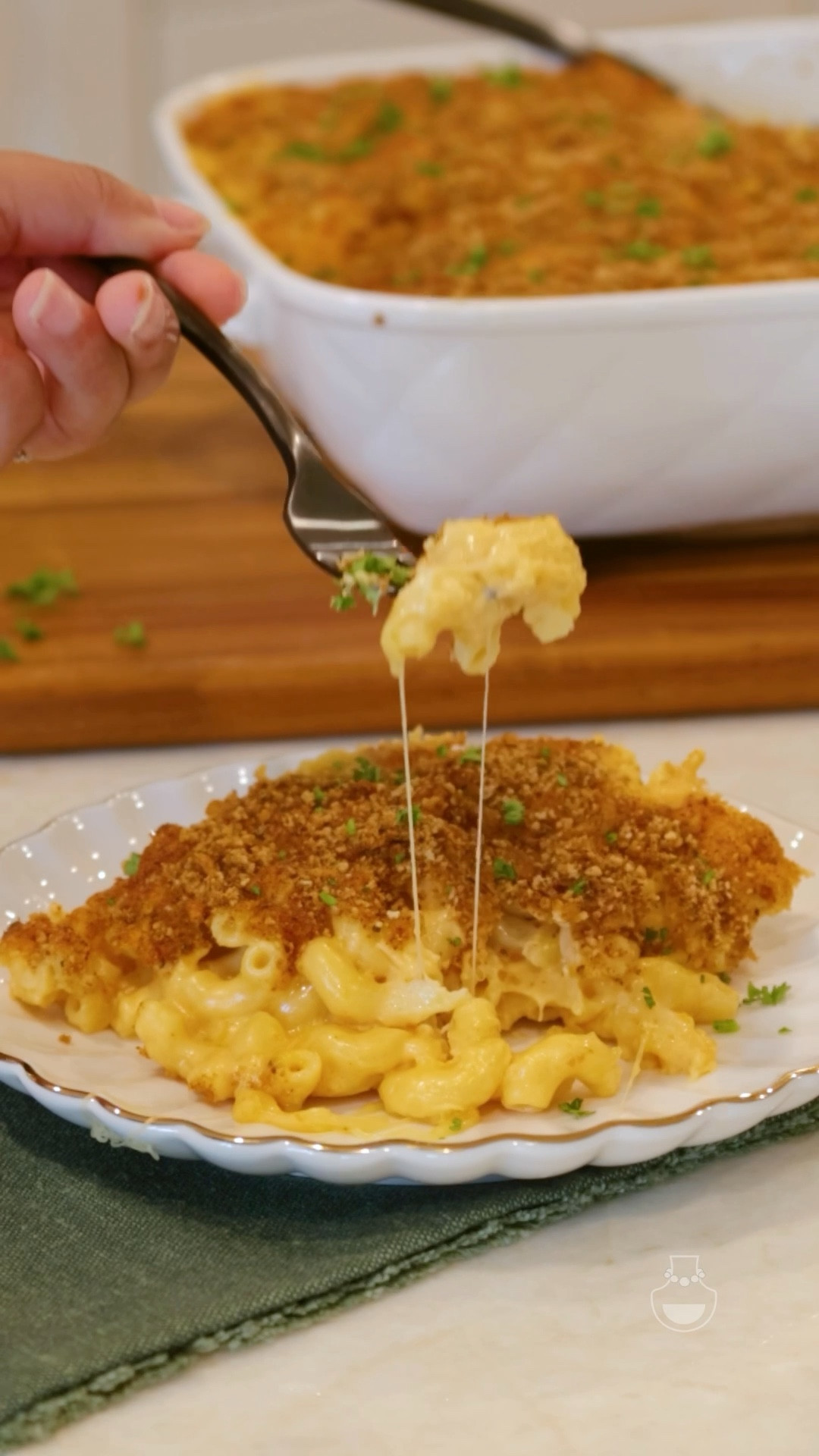 The creamiest Mac & Cheese that you can make this holiday season! It’s insanely delicious and worth the try. My Ninja Food Processor also makes shredding the cheese extremely easy! #CookingTips #HolidayRecipes #MacandCheese

#LTKHoliday #LTKfoodie