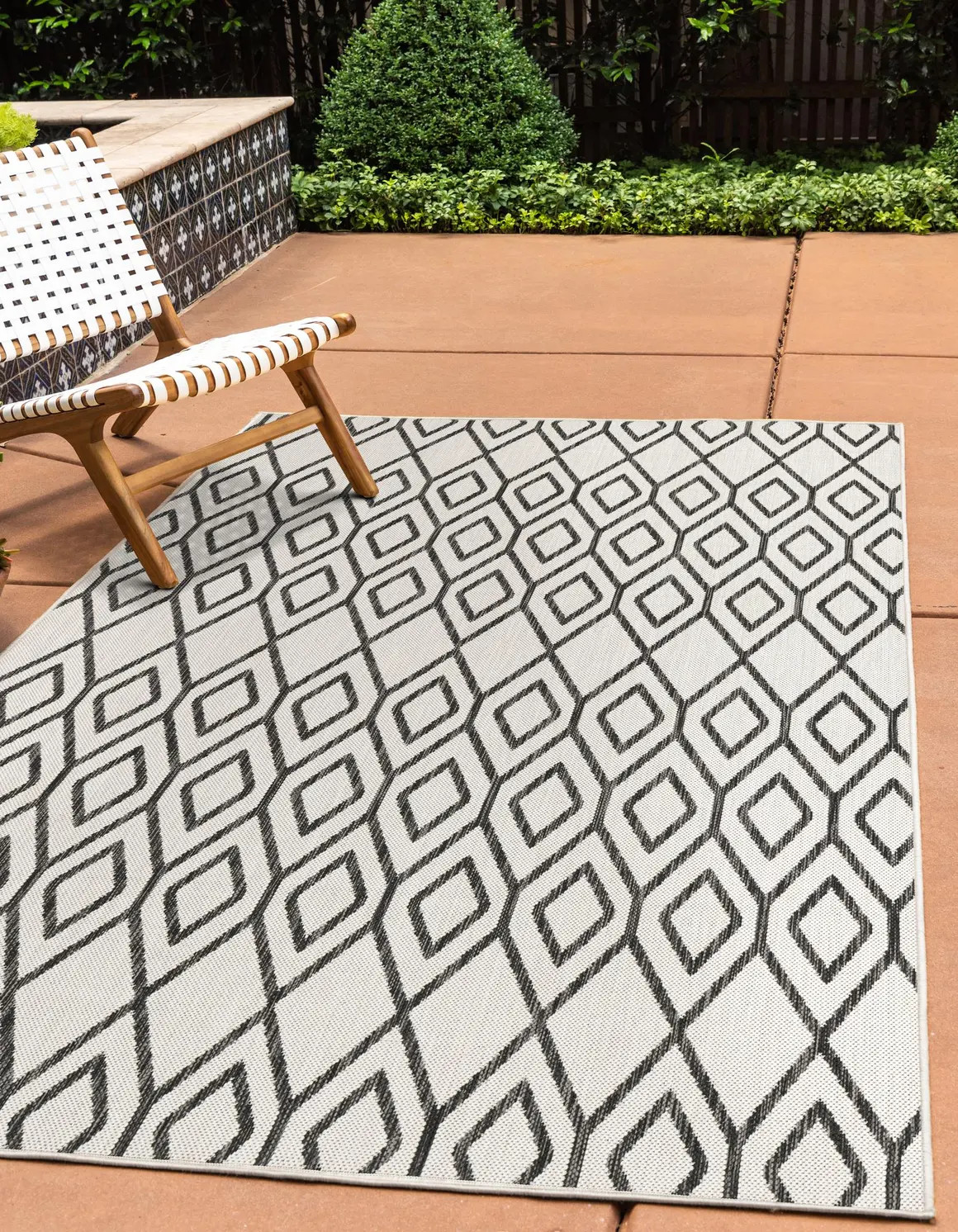 6' x 9' Jill Zarin Outdoor Rug | Rugs.com