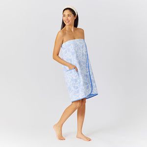 Women's Short White Robe | Weezie Towels