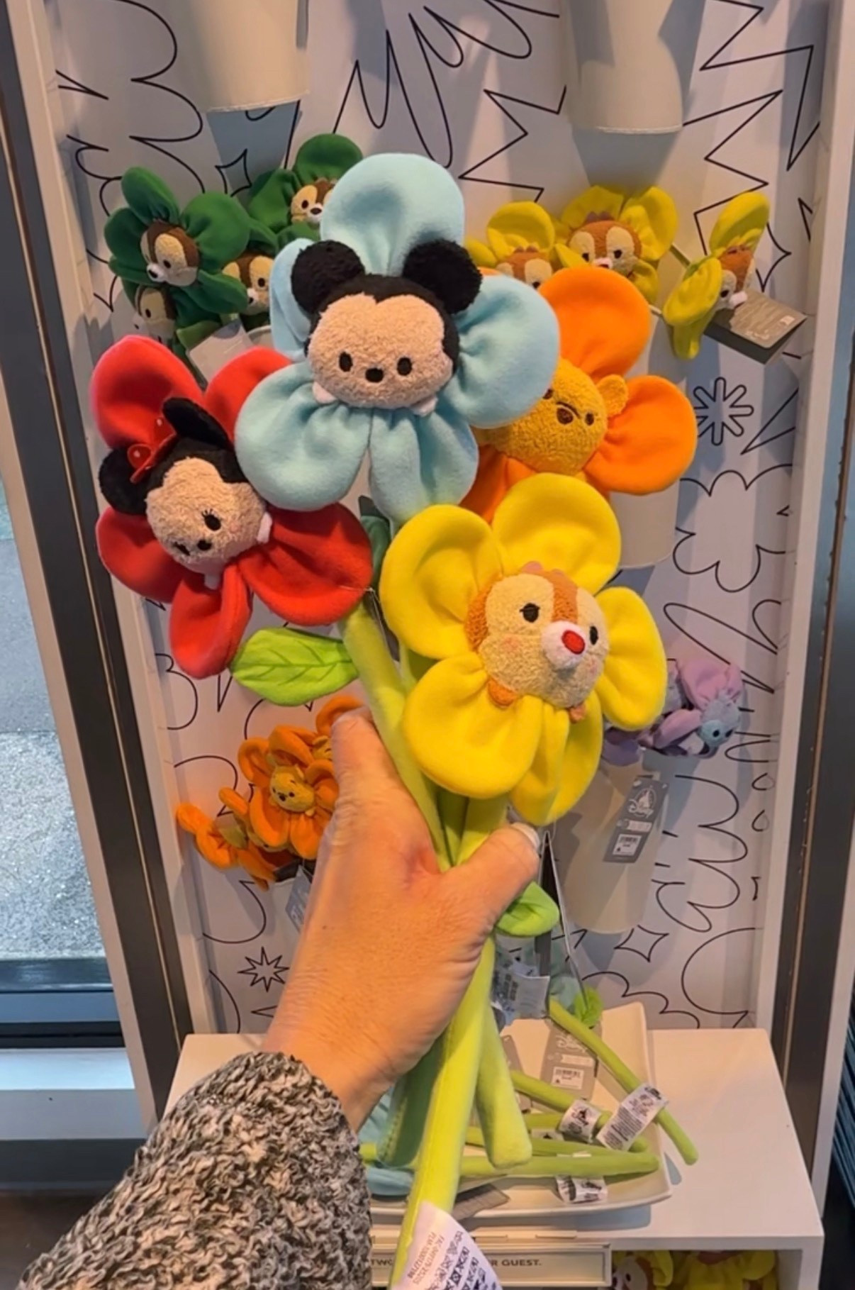 Disney spring flowers! 

#LTKSeasonal