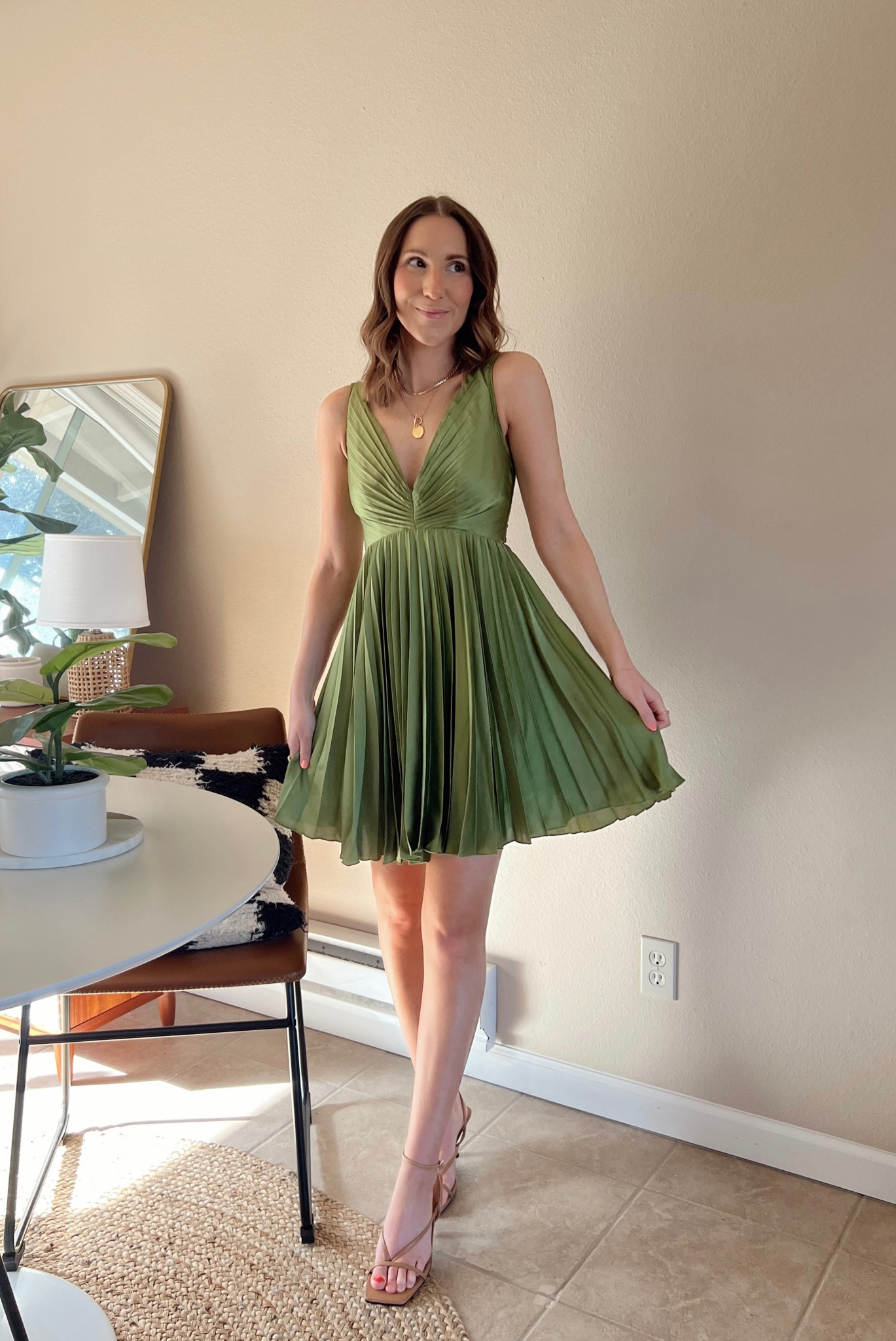 This @abercrombie wedding guest dress on sale! I’m wearing a xs! Copy the code for 20% off!

Abercrombie style | Abercrombie finds | wedding guest dress | special occasion dress | dressed up | spring wedding

#abercrombiepartner #abercrombiestyle 



#LTKSpringSale #LTKstyletip #LTKwedding