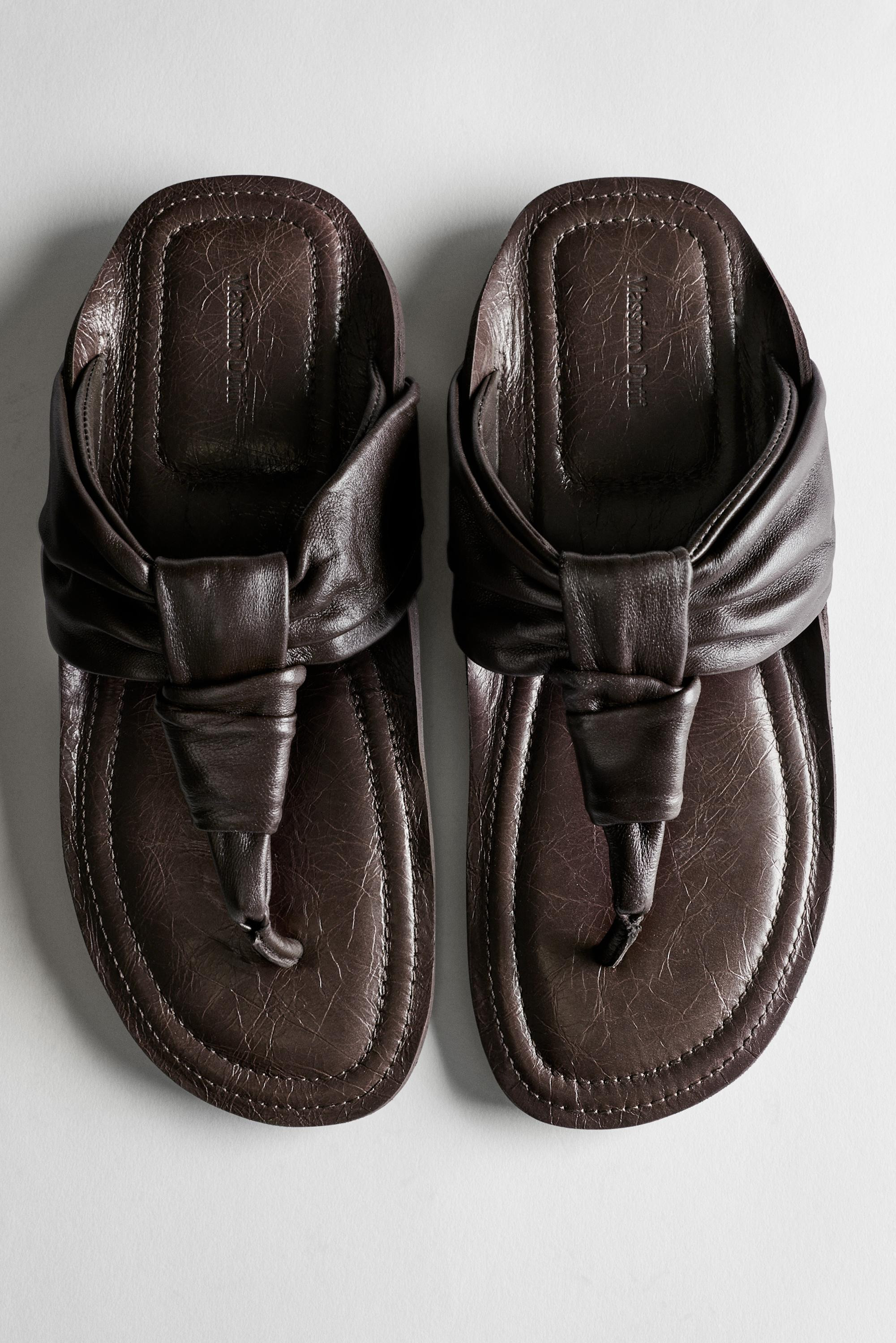 Gathered leather sandals with knot | Massimo Dutti US