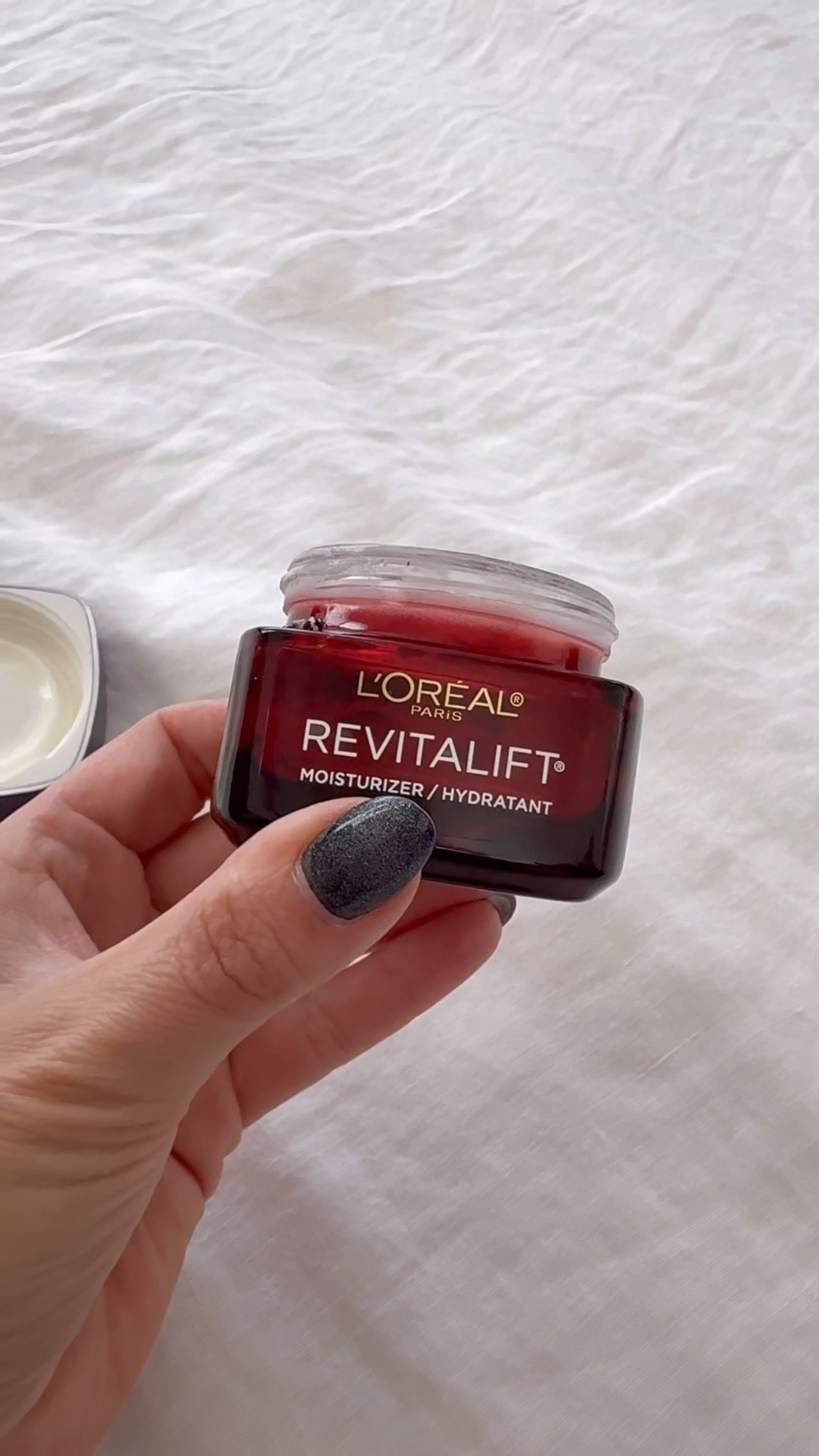 Great affordable moisturizer!! Under $30 and feels amazing

Beauty favorites, affordable skincare, skincare favorites 

#LTKselfcare #LTKBeauty #LTKmorningroutine