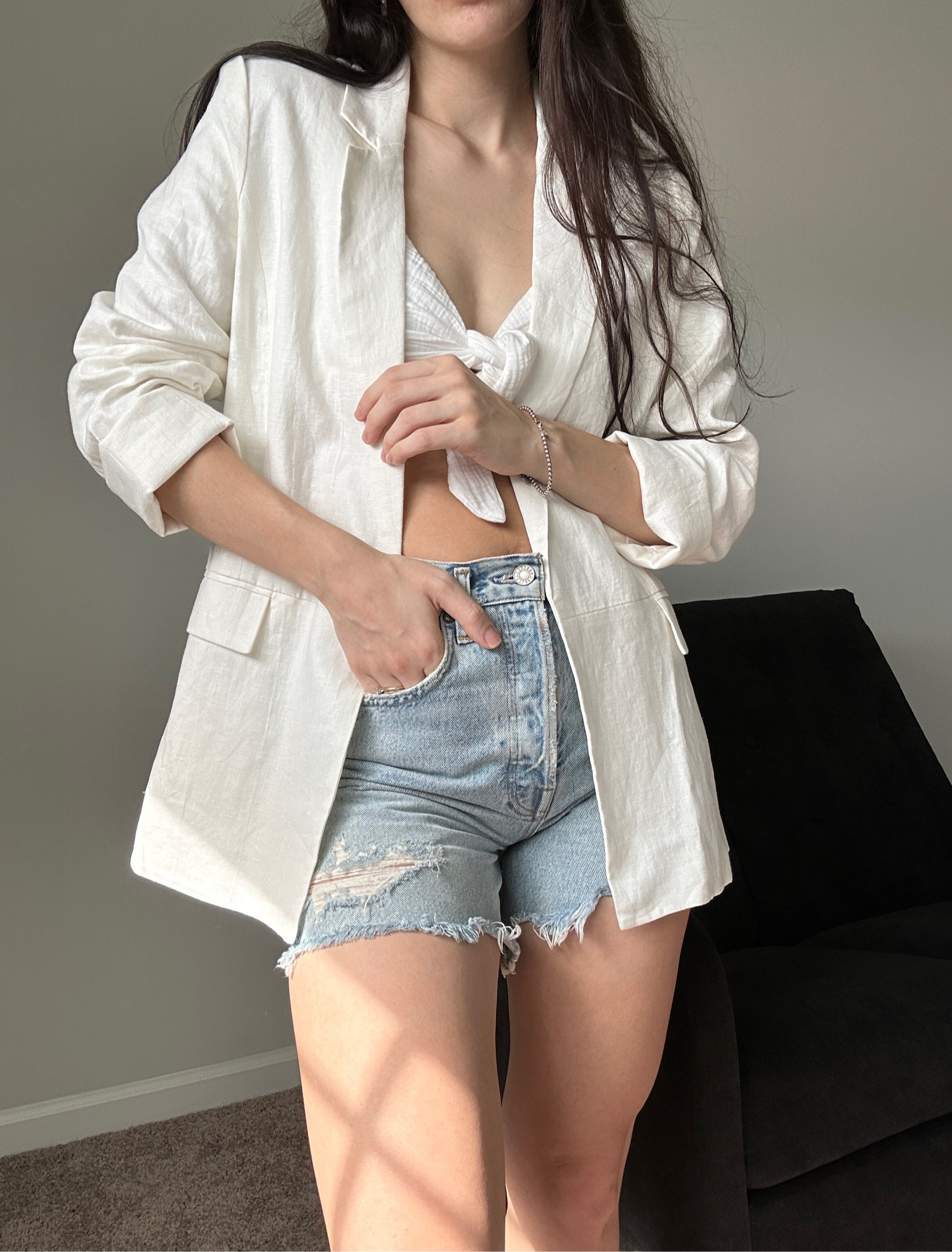 Summer outfit | Denim shorts | Linen blazer 

#LTKFind #LTKfit #LTKstyletip