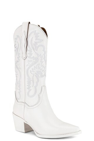 Dagget Boot
                    
                    Jeffrey Campbell | Revolve Clothing (Global)