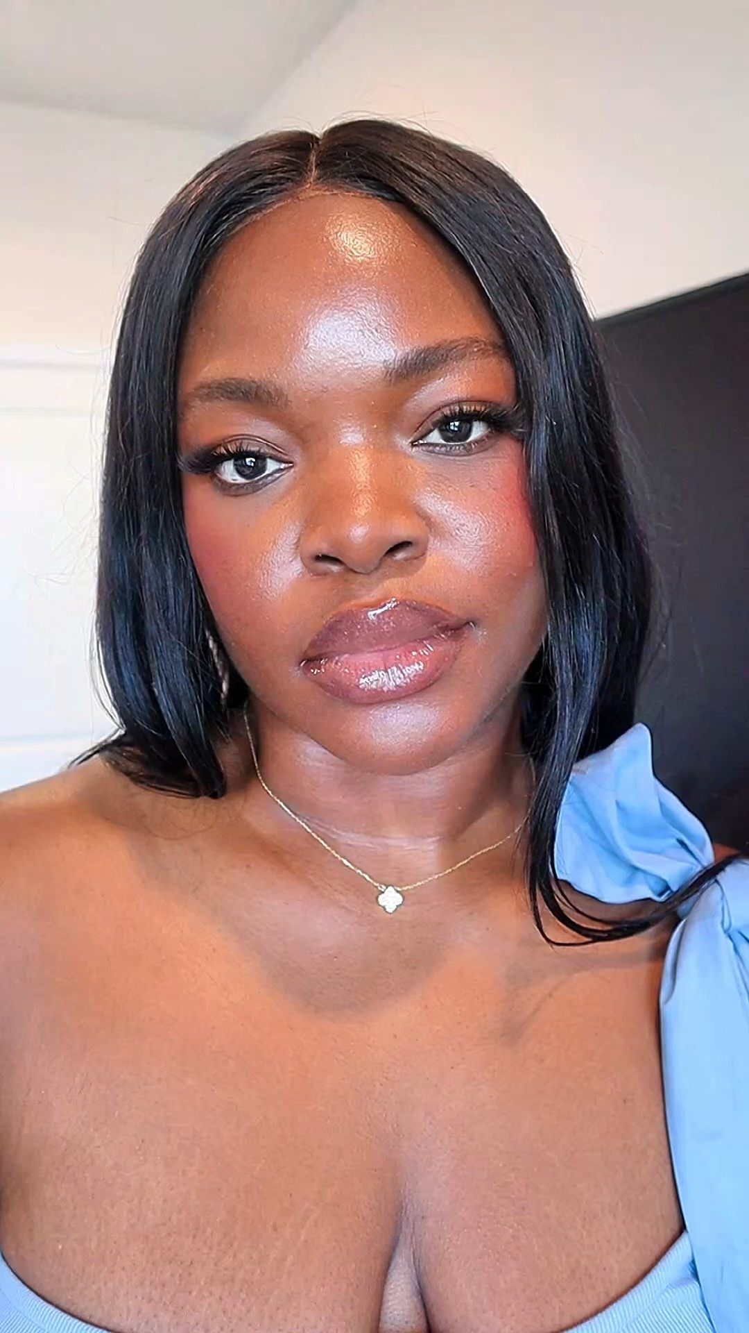 Fenty lips = Instant baddie!! I’m wearing the traced out lip liner in Brown’d out and gloss bomb oil in Rose Amber!

#LTKBeauty