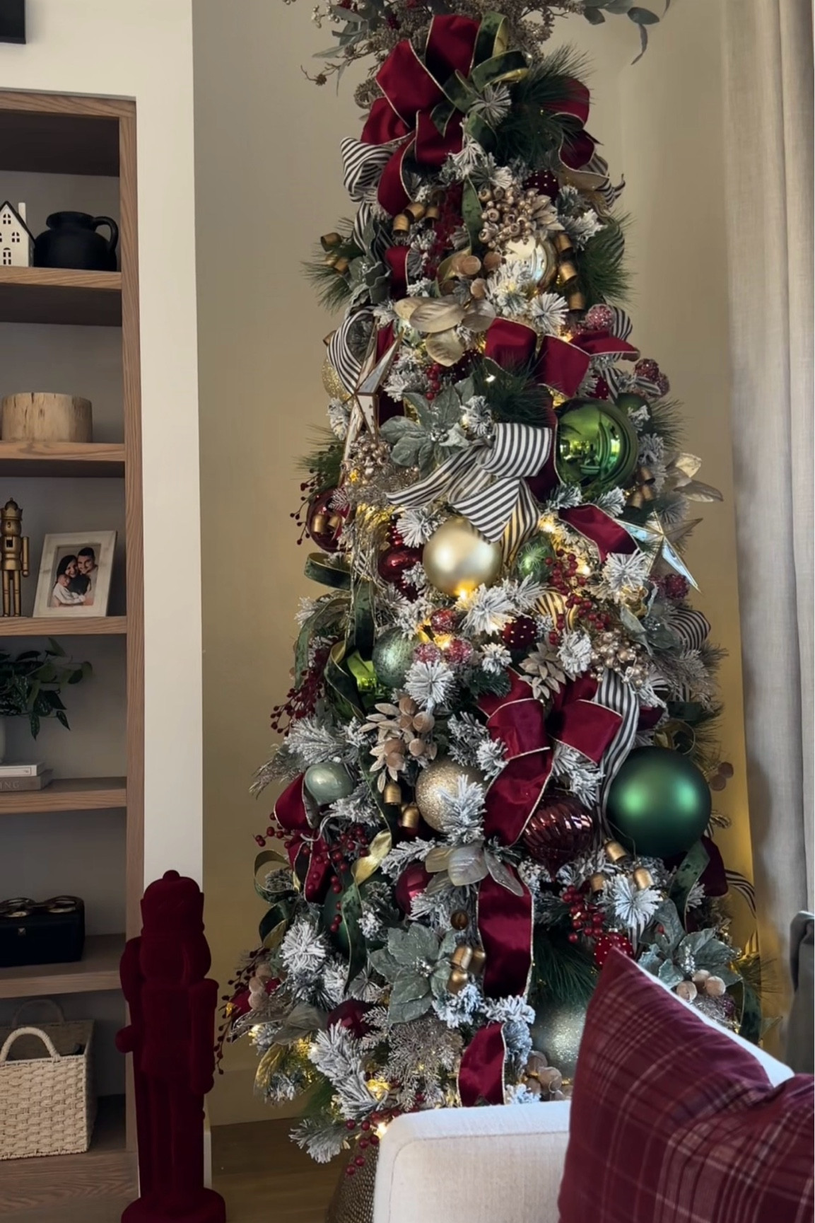 Burgundy and green Christmas tree 