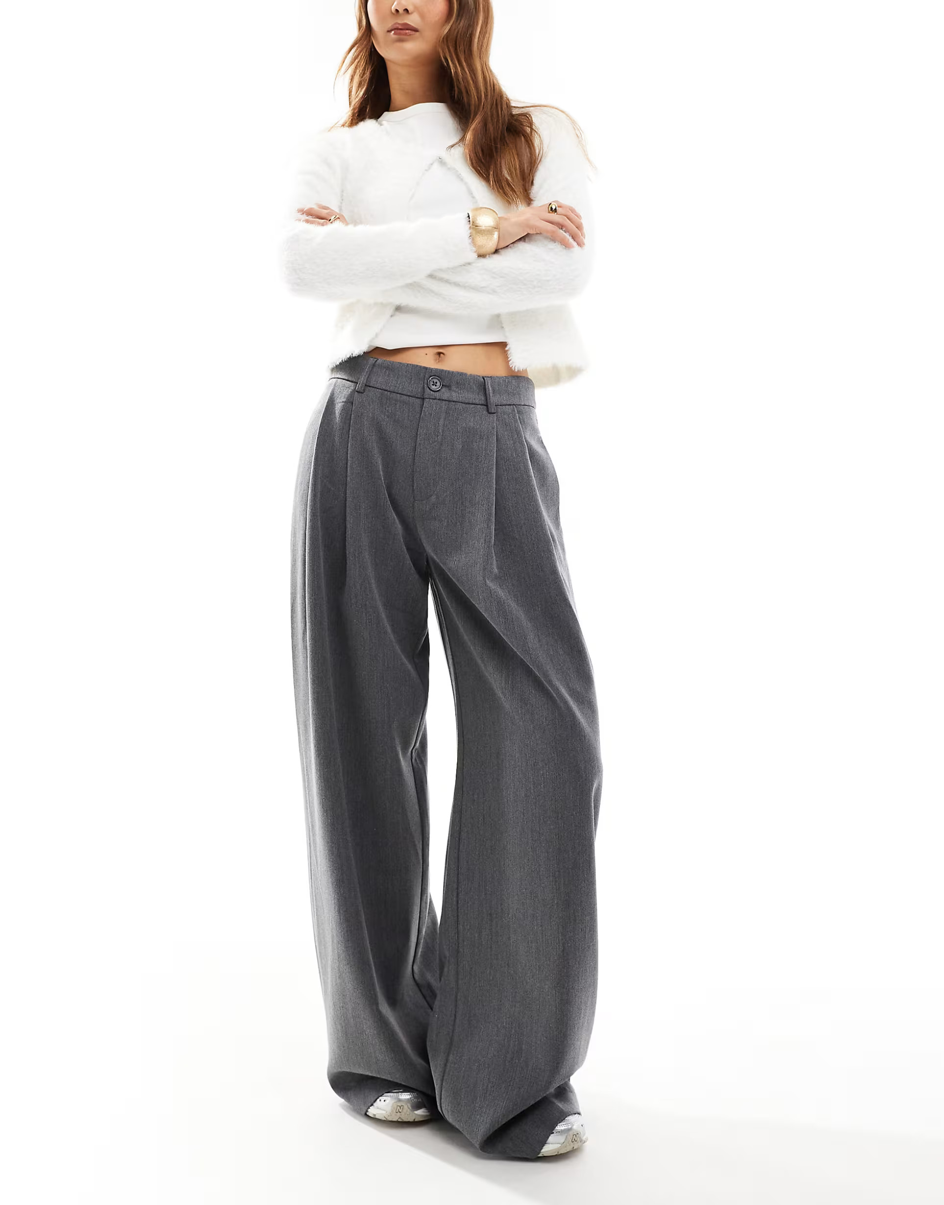 Stradivarius wide leg smart trousers with darts in dark grey | ASOS (Global)