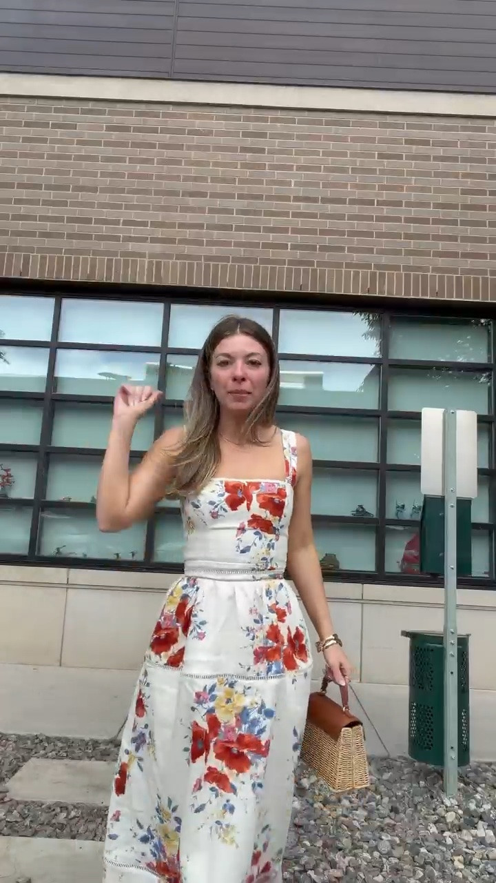 reformation floral casual dress that can be dressed up or down for the occasion 

i did my normal size 2

use emerson20 for 20% off at anthropology this weekend only! 

divi:emerson15
vici: emerson30

casual dress
floral 
midi 
spring event 
kitten heel 
rattan purse 
gold jewelry 
 

#LTKgrwm #LTKootd #LTKSeasonal
