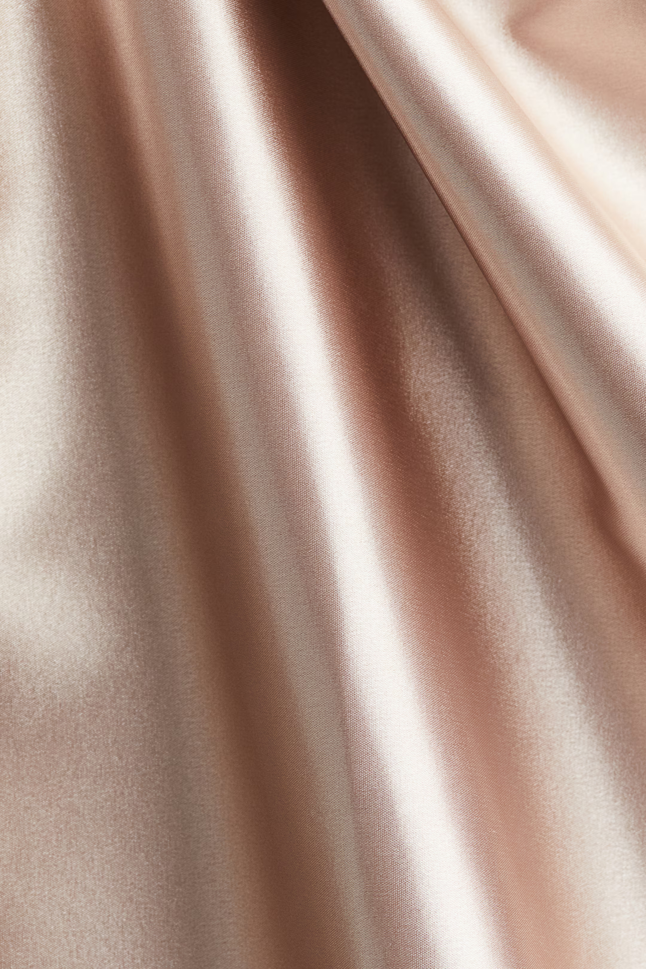 Satin bandeau dress | H&M (UK, MY, IN, SG, PH, TW, HK)