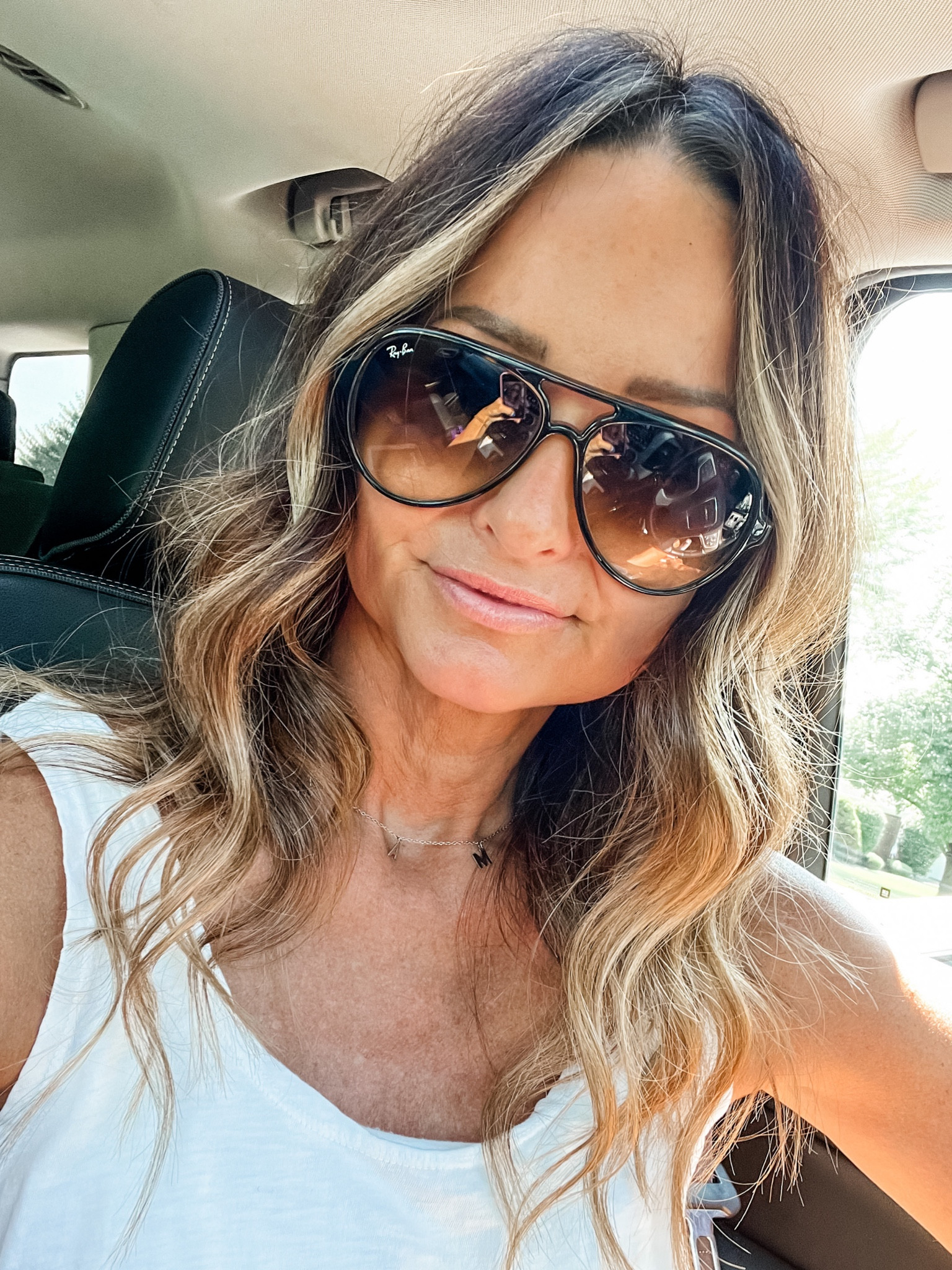 Fresh hair and classic sunnies 🤎

Aviators / Sunglasses / RayBan 

#LTKswim #LTKstyletip #LTKtravel