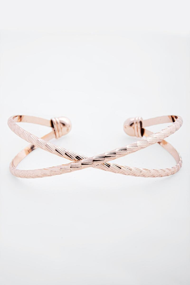 Dannie Criss-Cross Textured Cuff | Francesca’s Collections