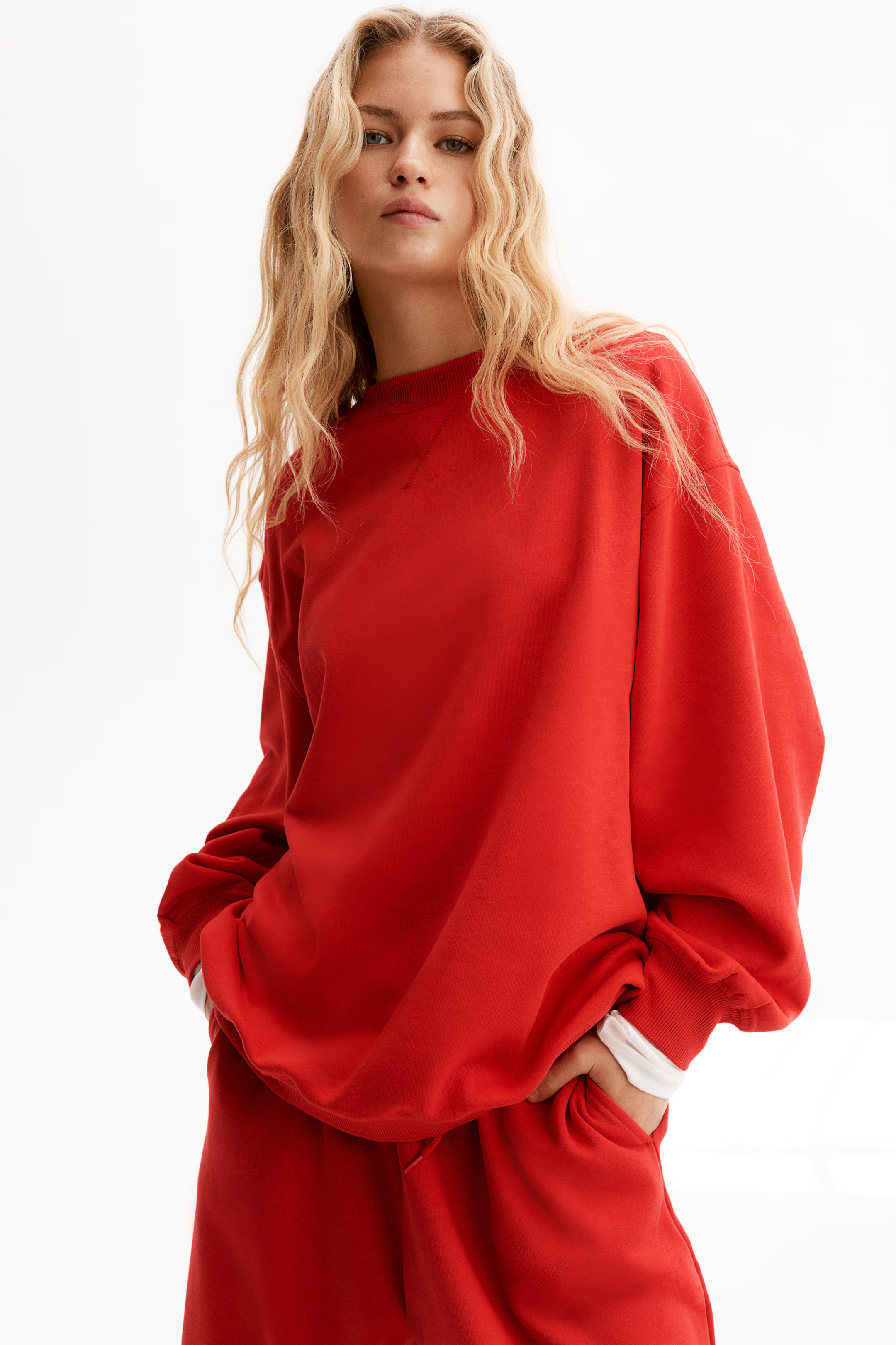 Wide-Leg Joggers - Red - Ladies | H&M CA | H&M (US + CA)