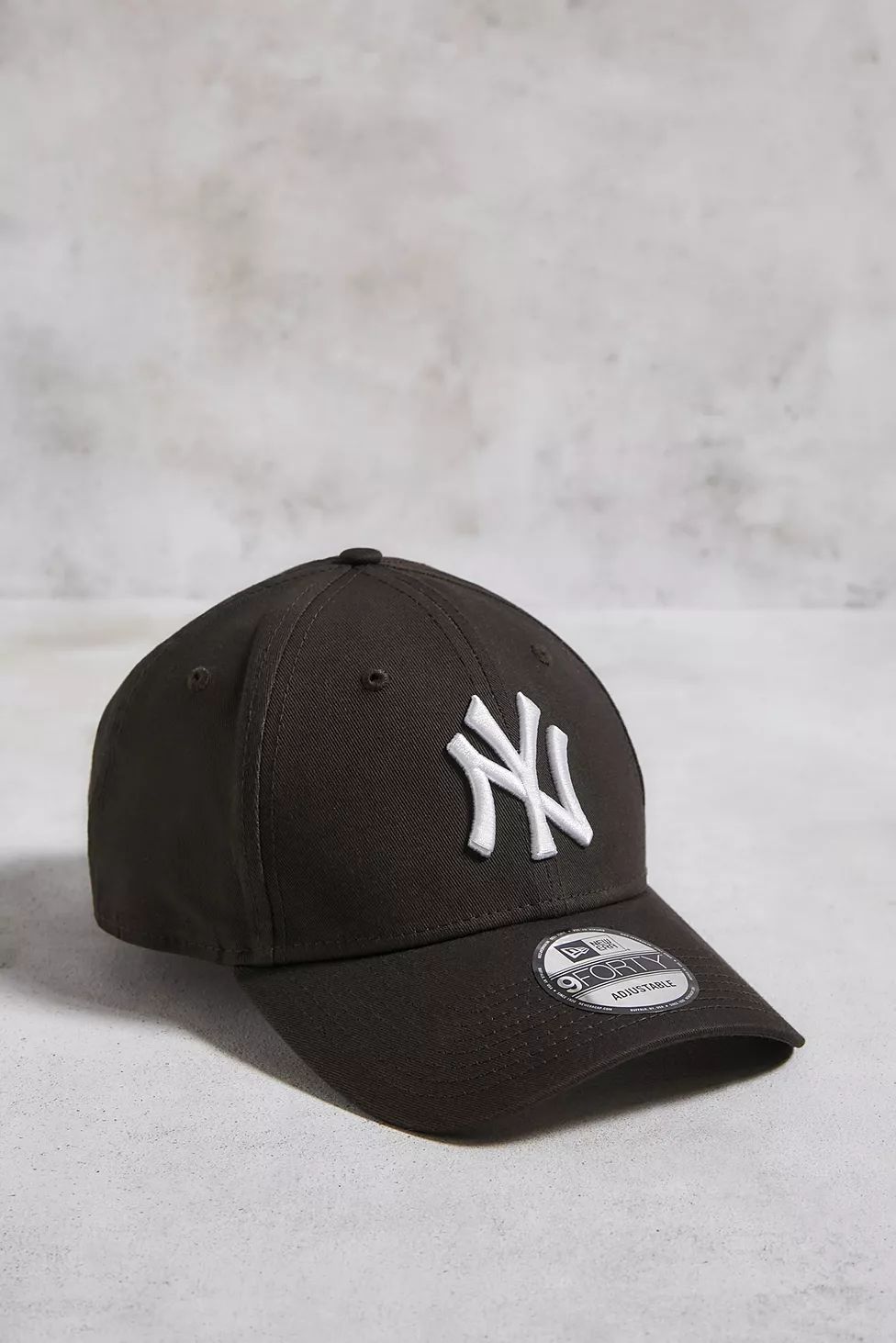 New Era Brown 9FORTY NY Yankees Baseball Cap | Urban Outfitters (EU)