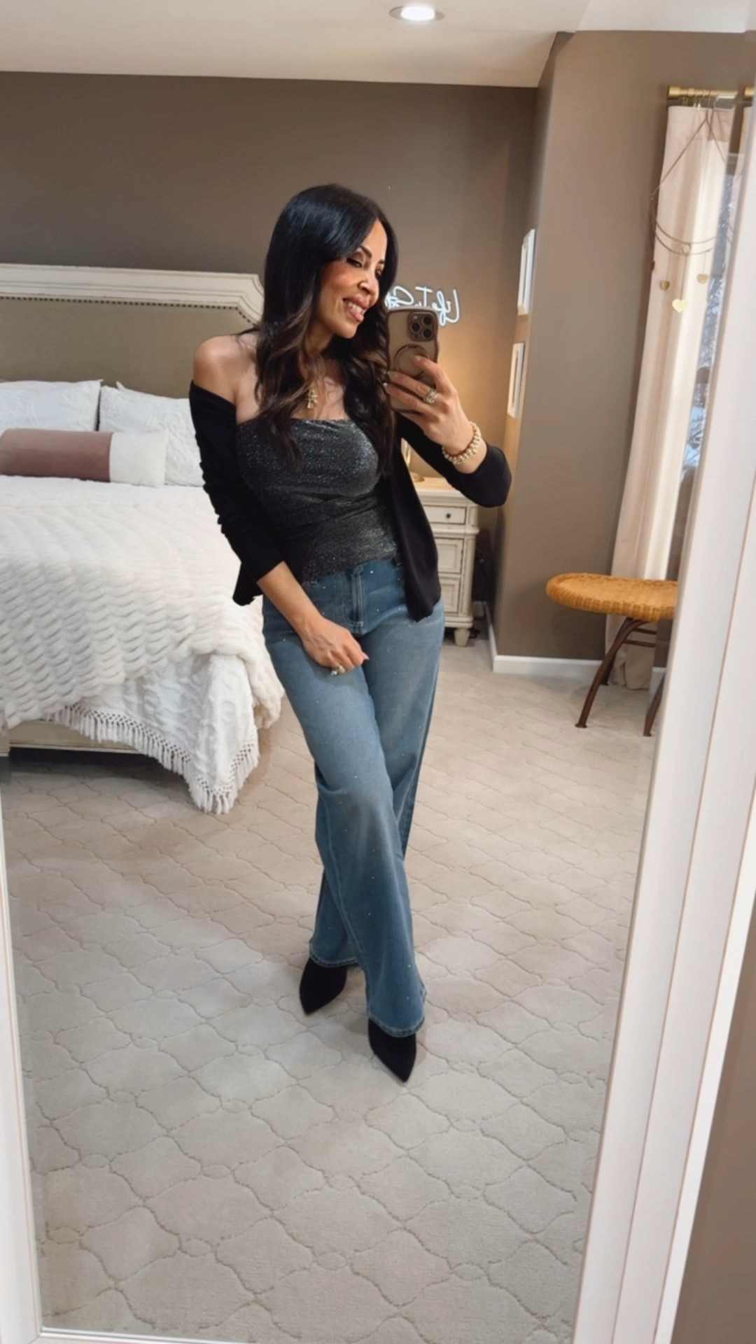 Don’t stress! You can get this affordable look in time for the holidays! It’s even perfect for a casual New Year’s Eve! ✨🪩💃🏻
The jeans are so cute with the sparkle studs, and I love the wide leg! Did I mention the caddy is on clearance?
#walmartstyle #hkkidayoutfit 

#LTKHoliday #LTKFindsUnder50 #LTKOver40