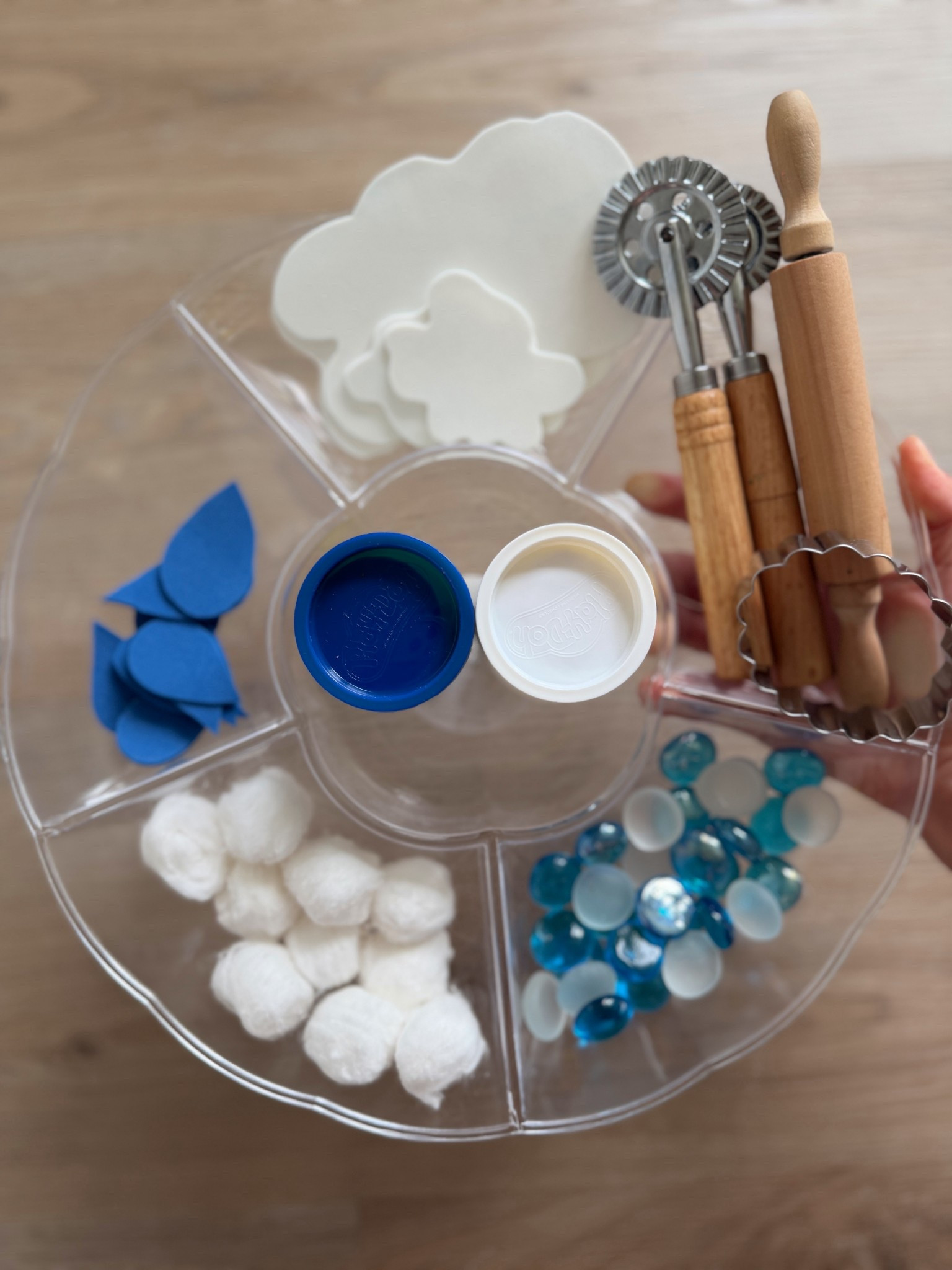 Rain playdough tray 🌧️🤍💙

#LTKSeasonal #LTKmomlife #LTKKids