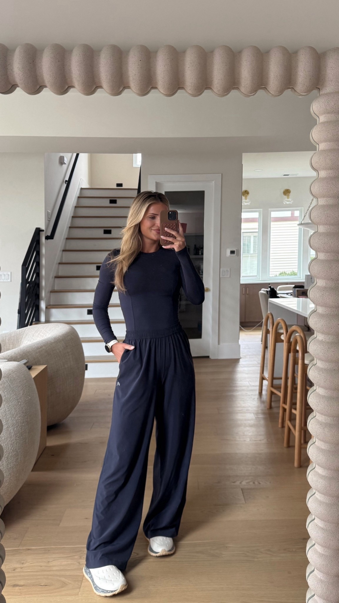 Code SAMC

Size small!

#LTKActive #LTKootd