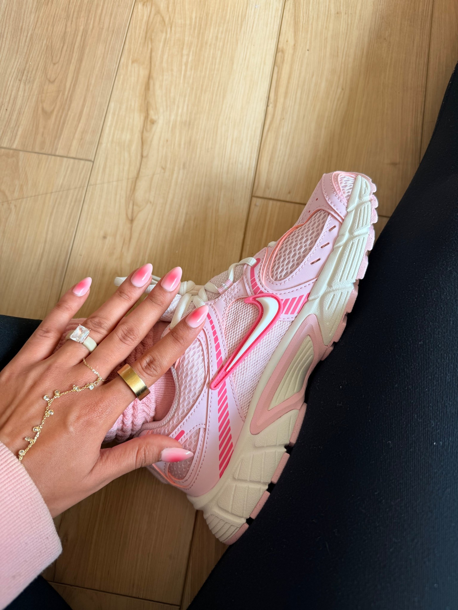 New gym shoes unlocked 🔓🎀✨