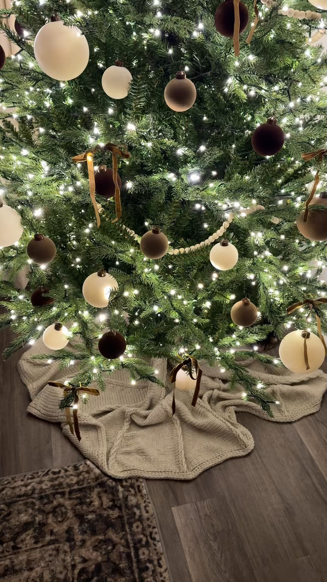 The most perfect neutral tree 

#LTKHome #LTKHoliday #LTKSeasonal