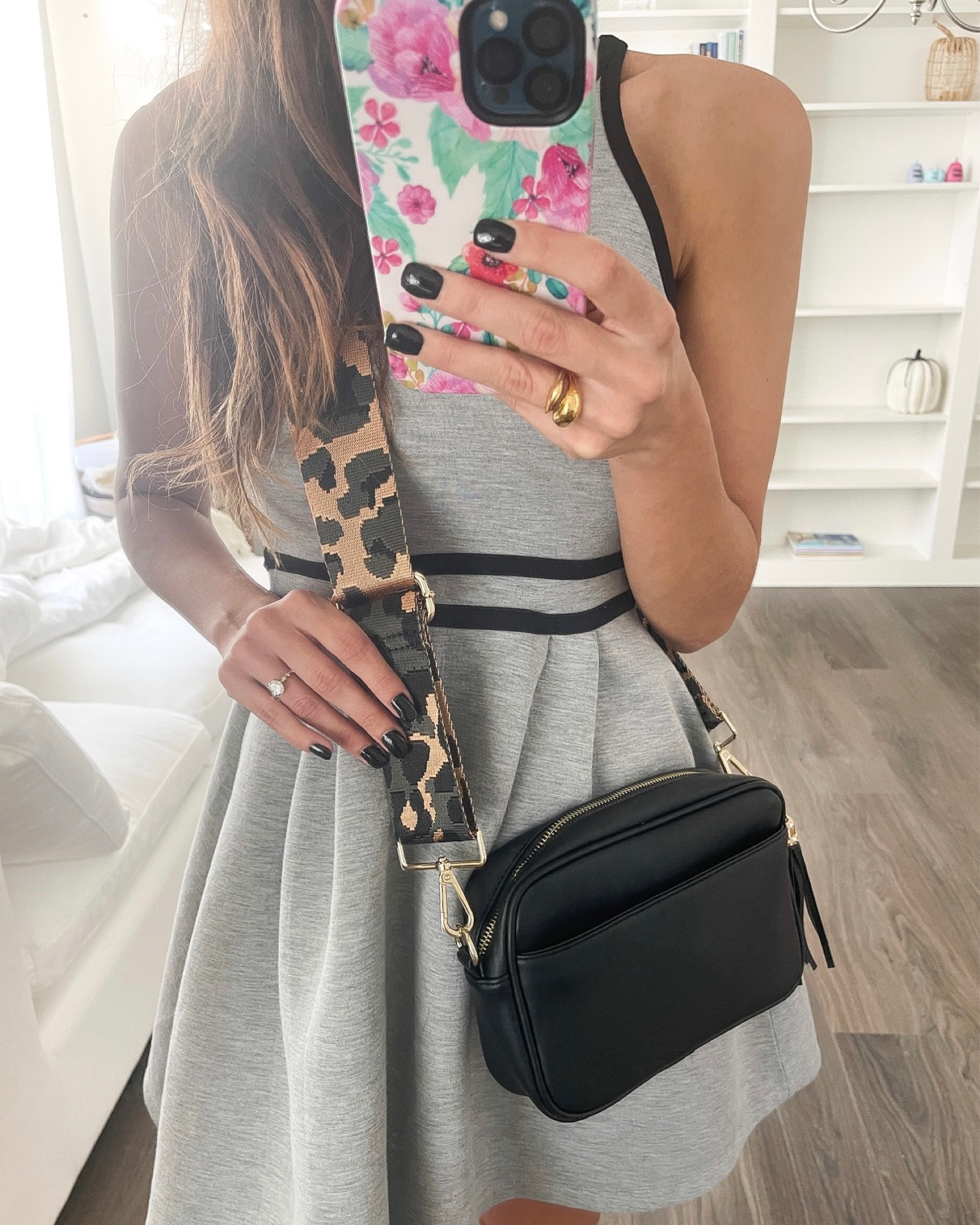 #Ad
The cutest crossbody by Threaded Pear! Use code: TATIANA25 to save! 

#LTKGiftGuide #LTKstyletip #LTKFind