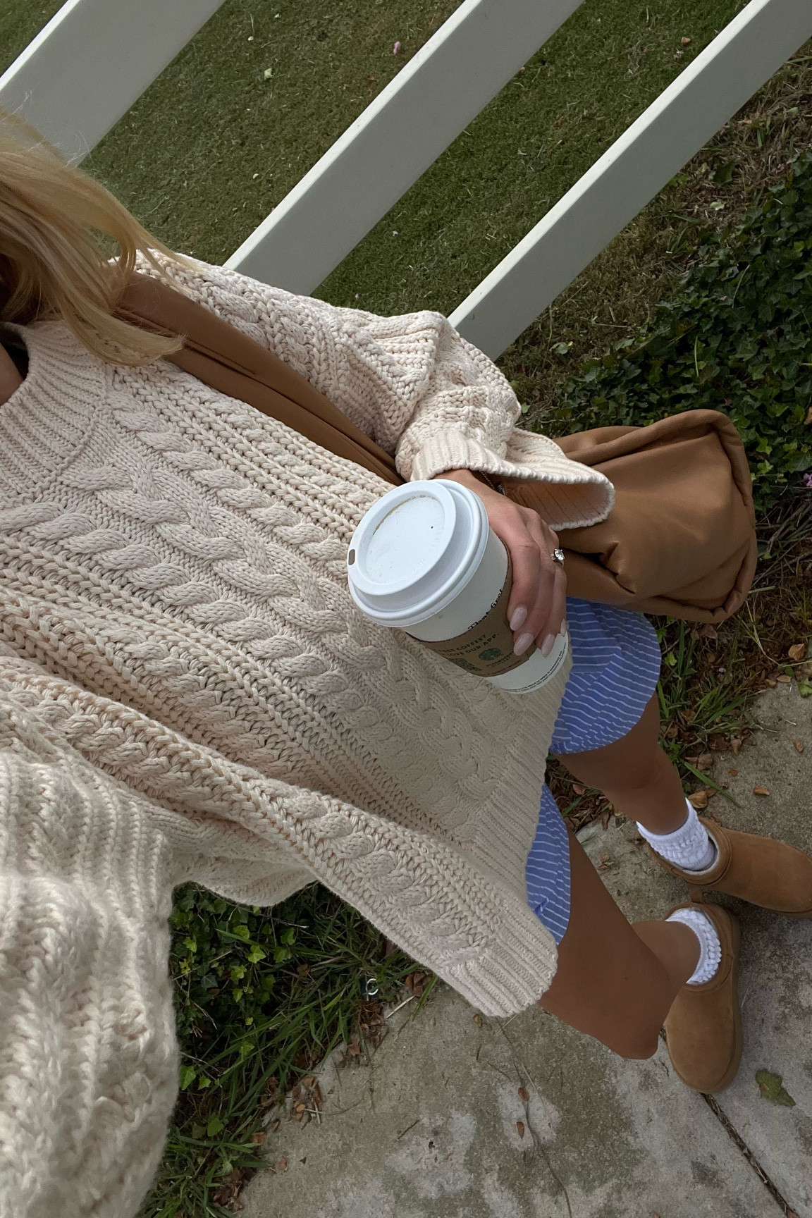 cozy coffee run ootd 🧸🫶🏼🧦#fallfashion #cozyoutfits #cozysweaters #revolve #revolveme #coffeerunoutfit
